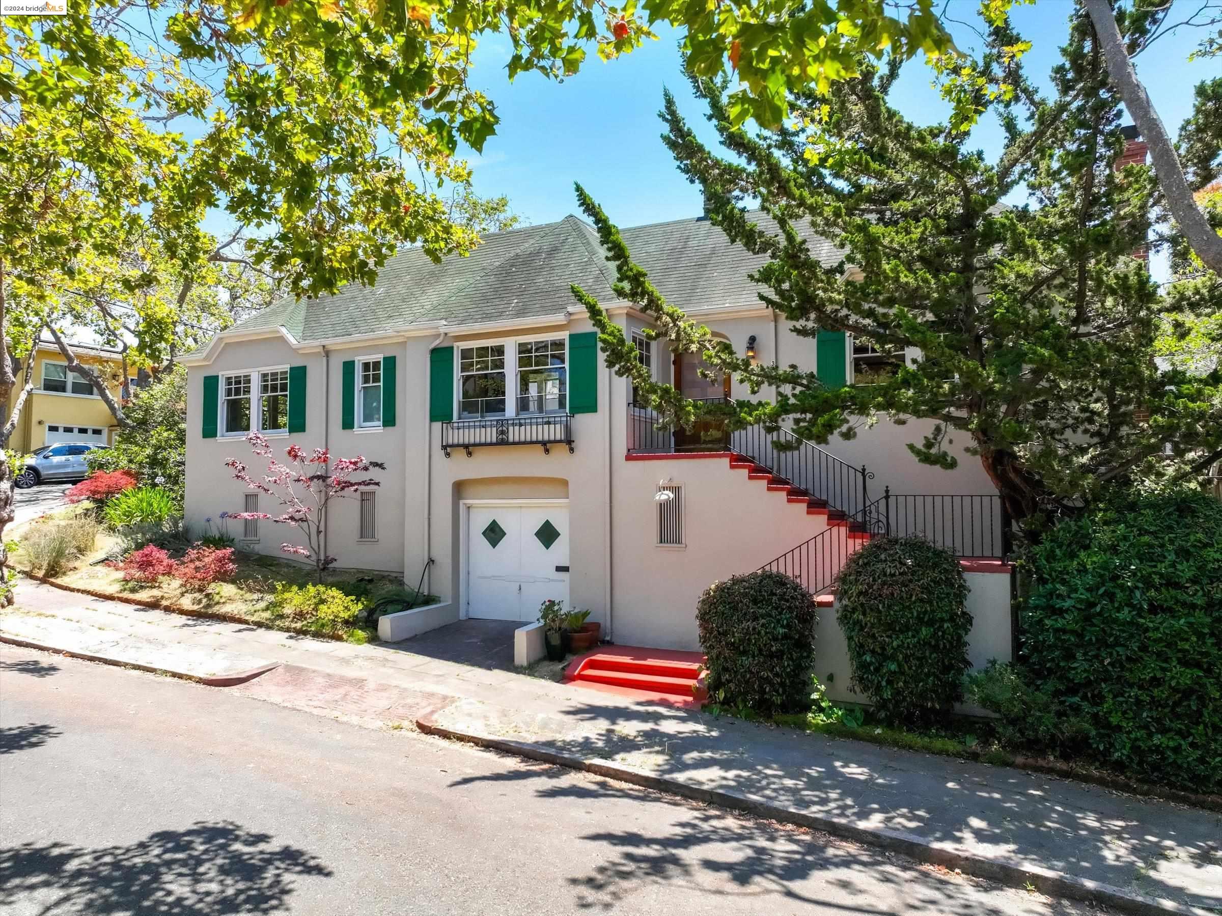 34 Jerome Ave