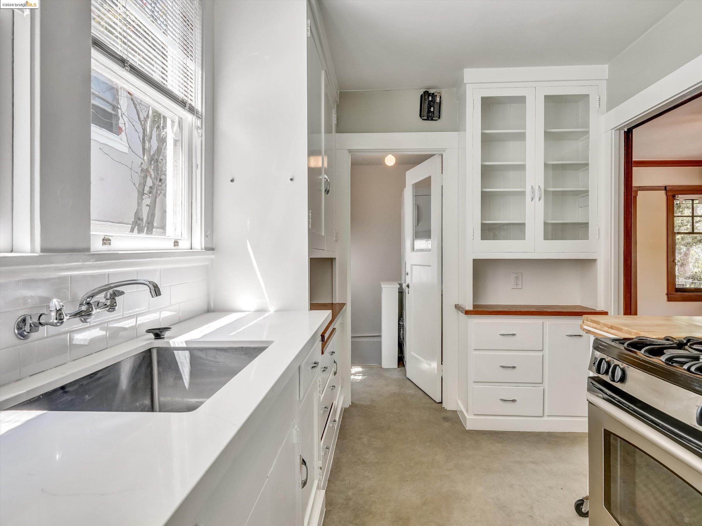 34 Jerome Ave
