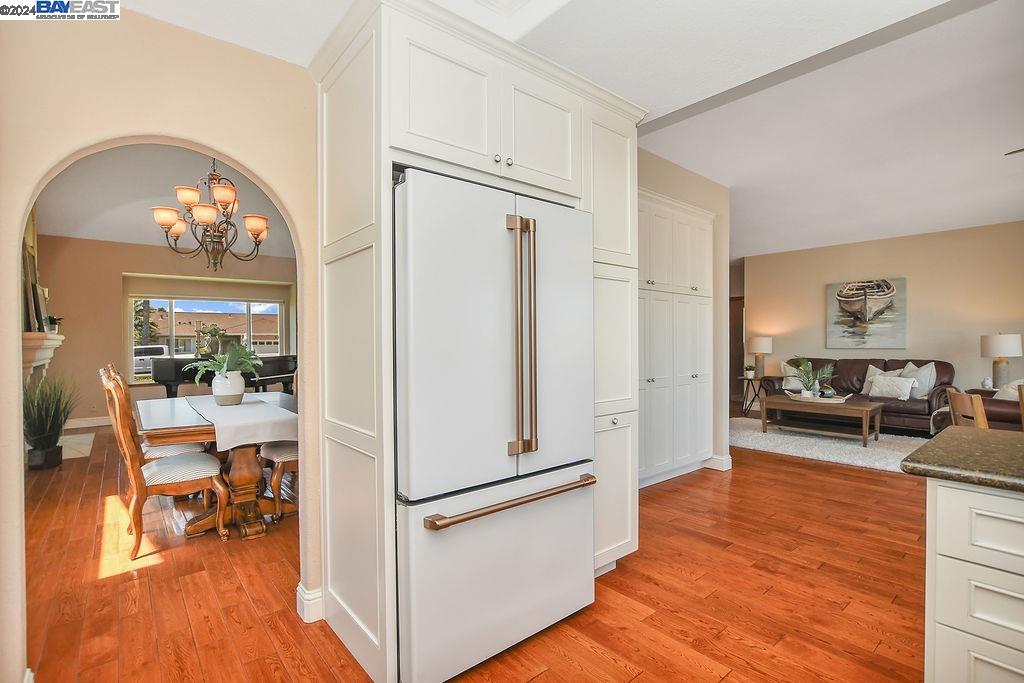 4960 Cabrillo Pt