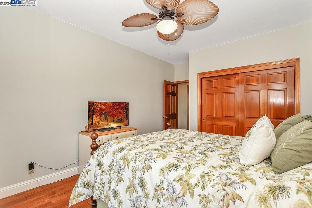 4960 Cabrillo Pt