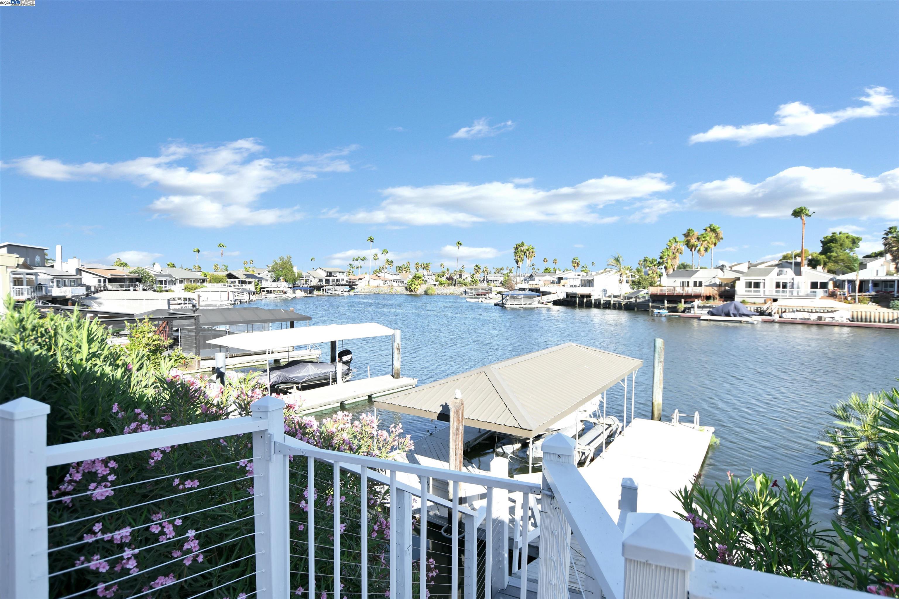 4960 Cabrillo Pt