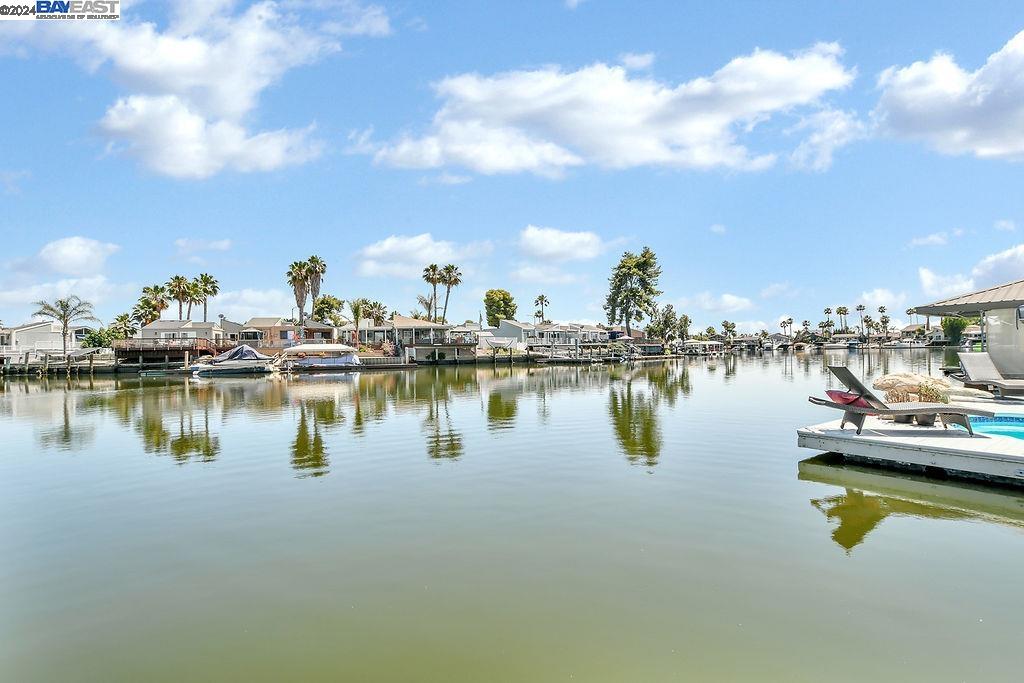 4960 Cabrillo Pt