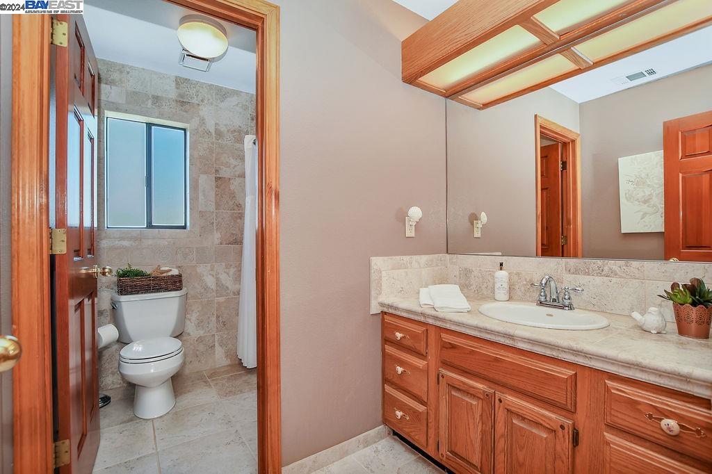 4960 Cabrillo Pt