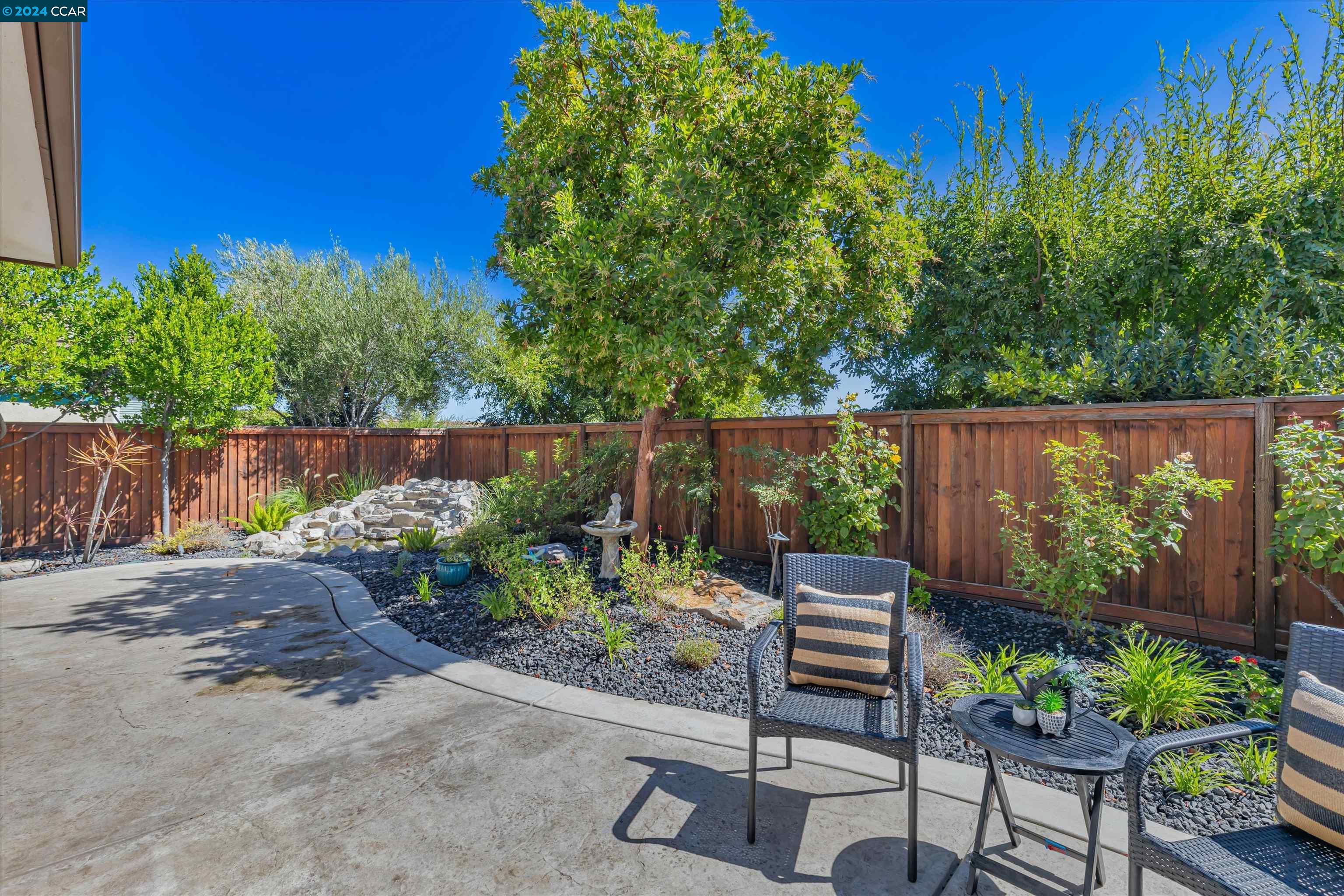 1743 Veneto Lane