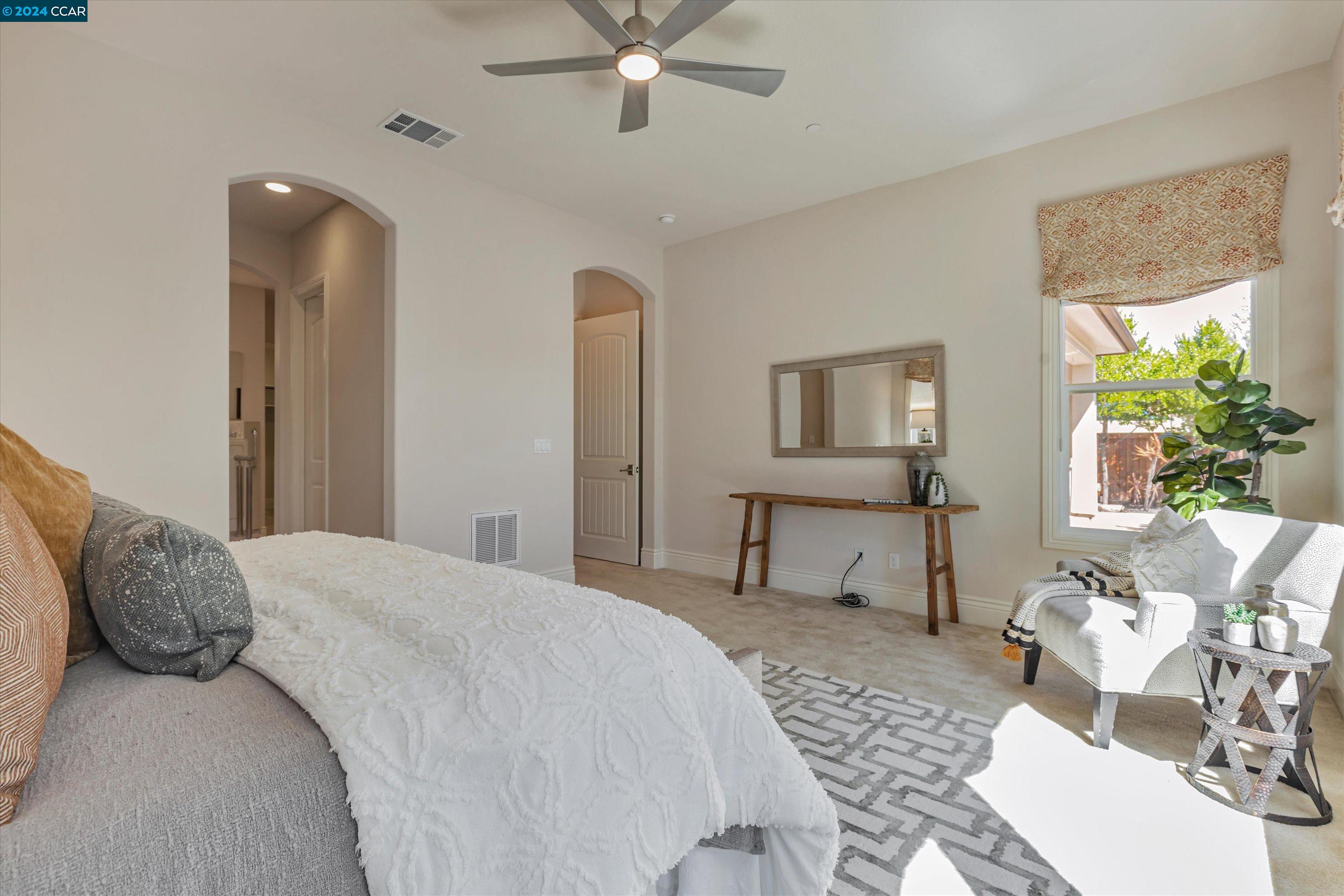 1743 Veneto Lane