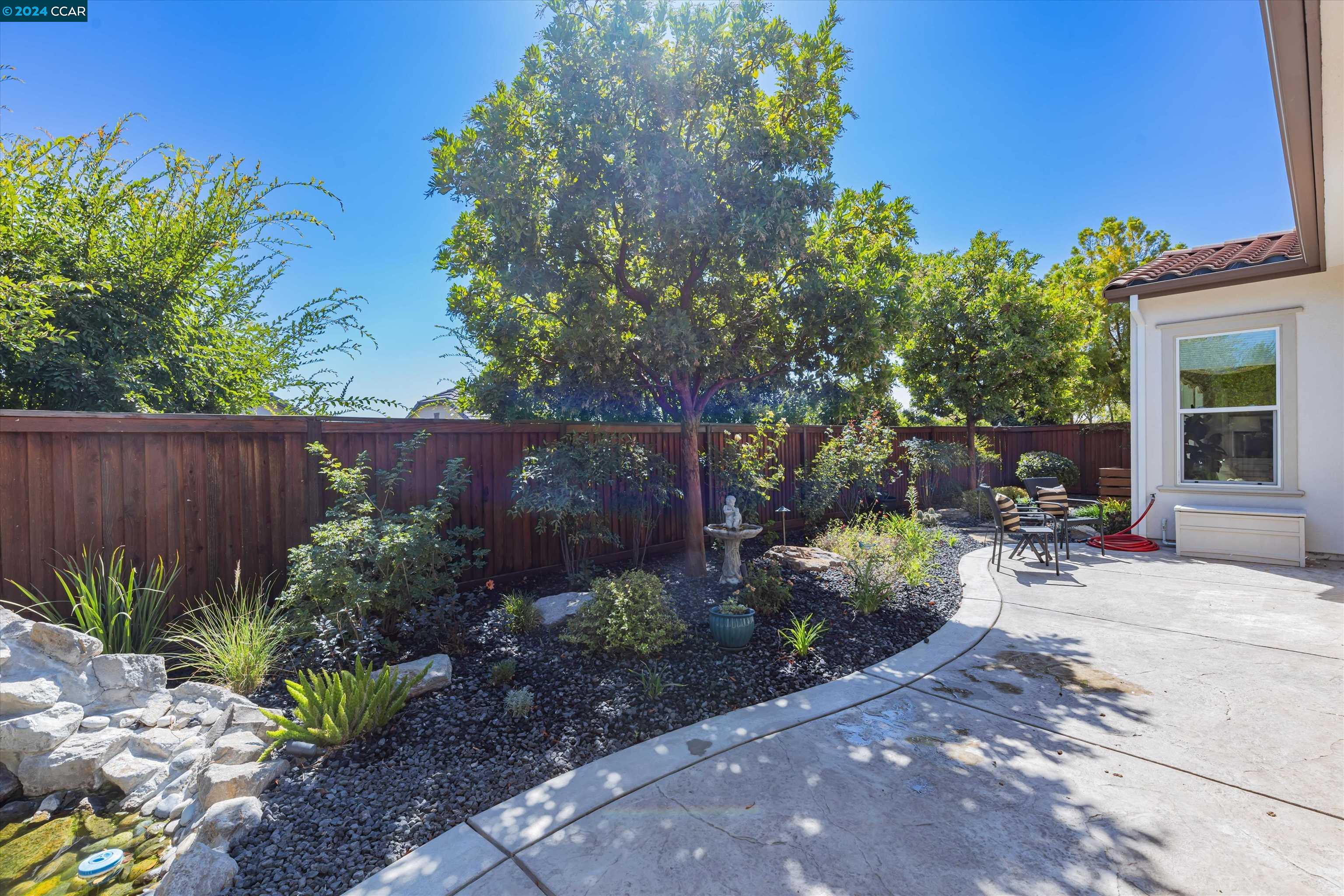 1743 Veneto Lane
