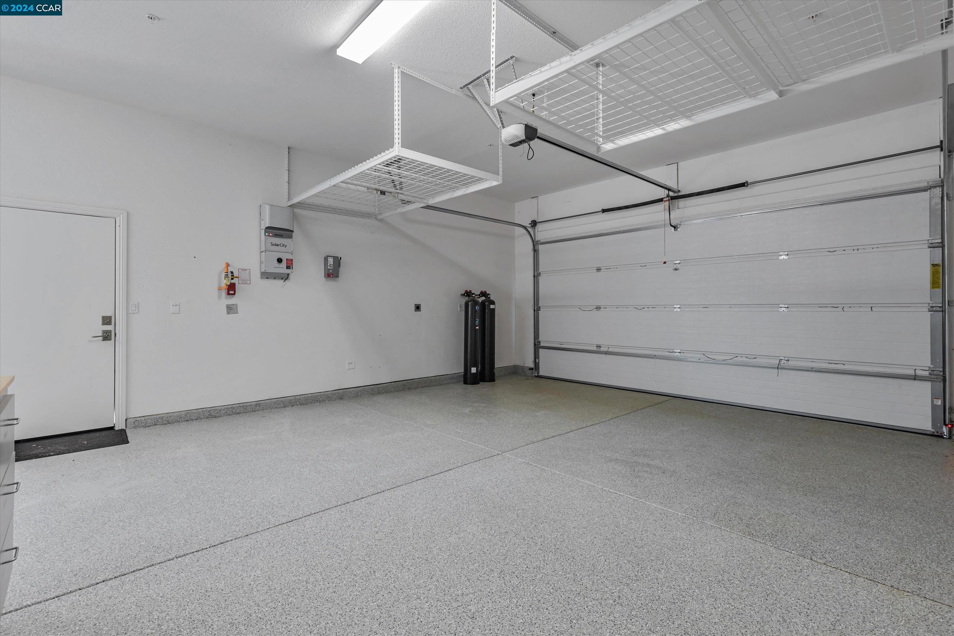 1743 Veneto Lane