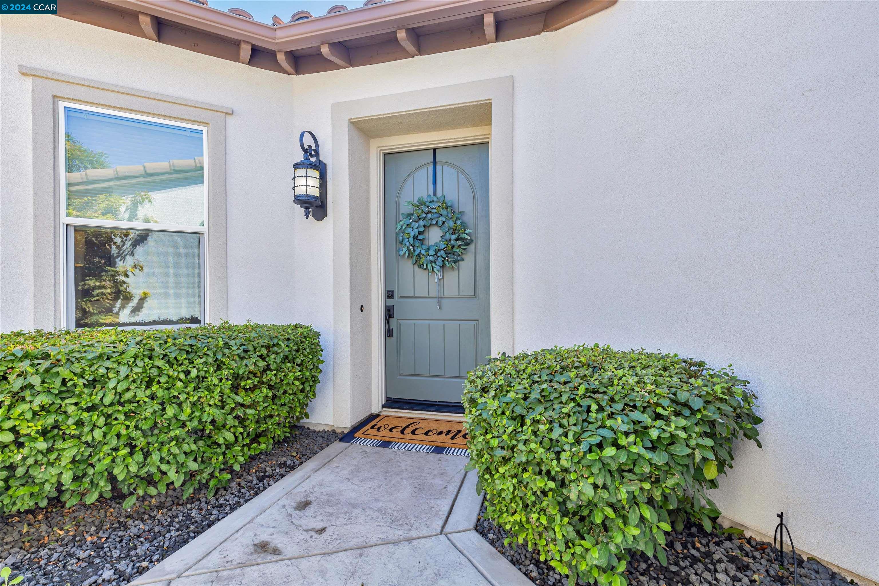 1743 Veneto Lane