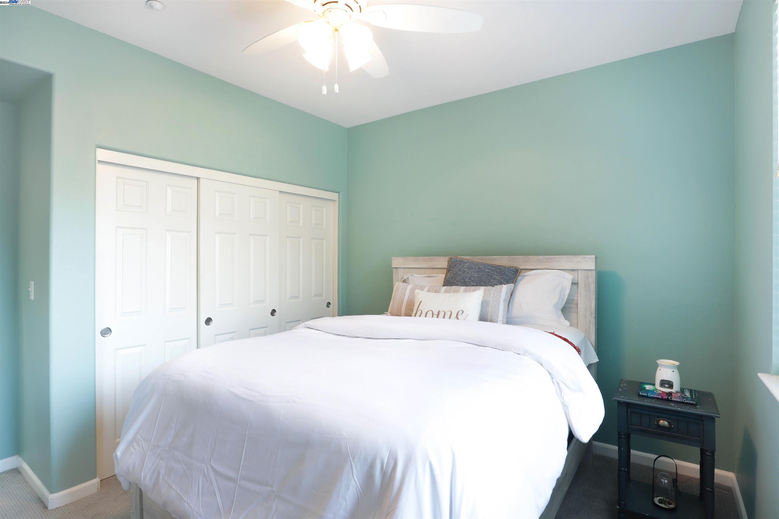 2490 Turnberry Court