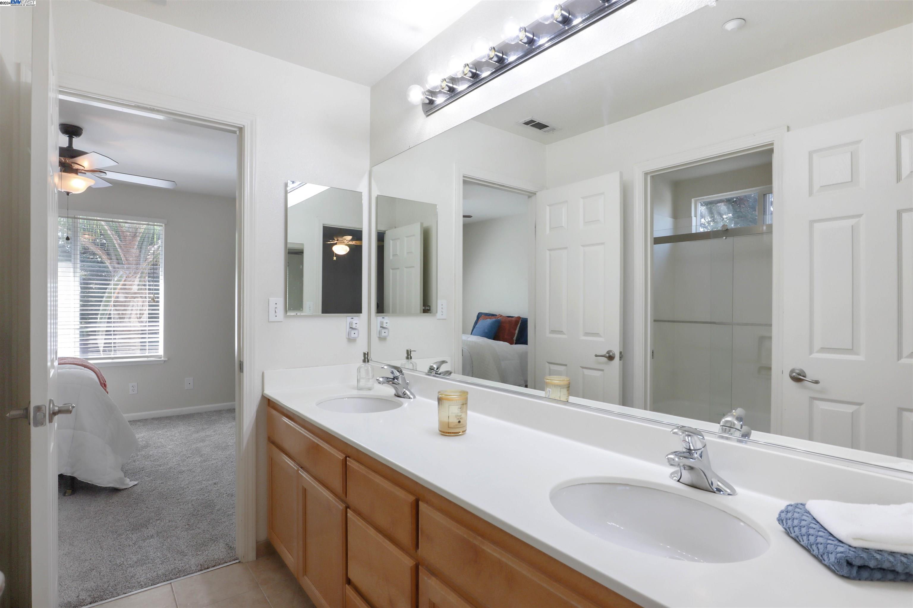 2490 Turnberry Court
