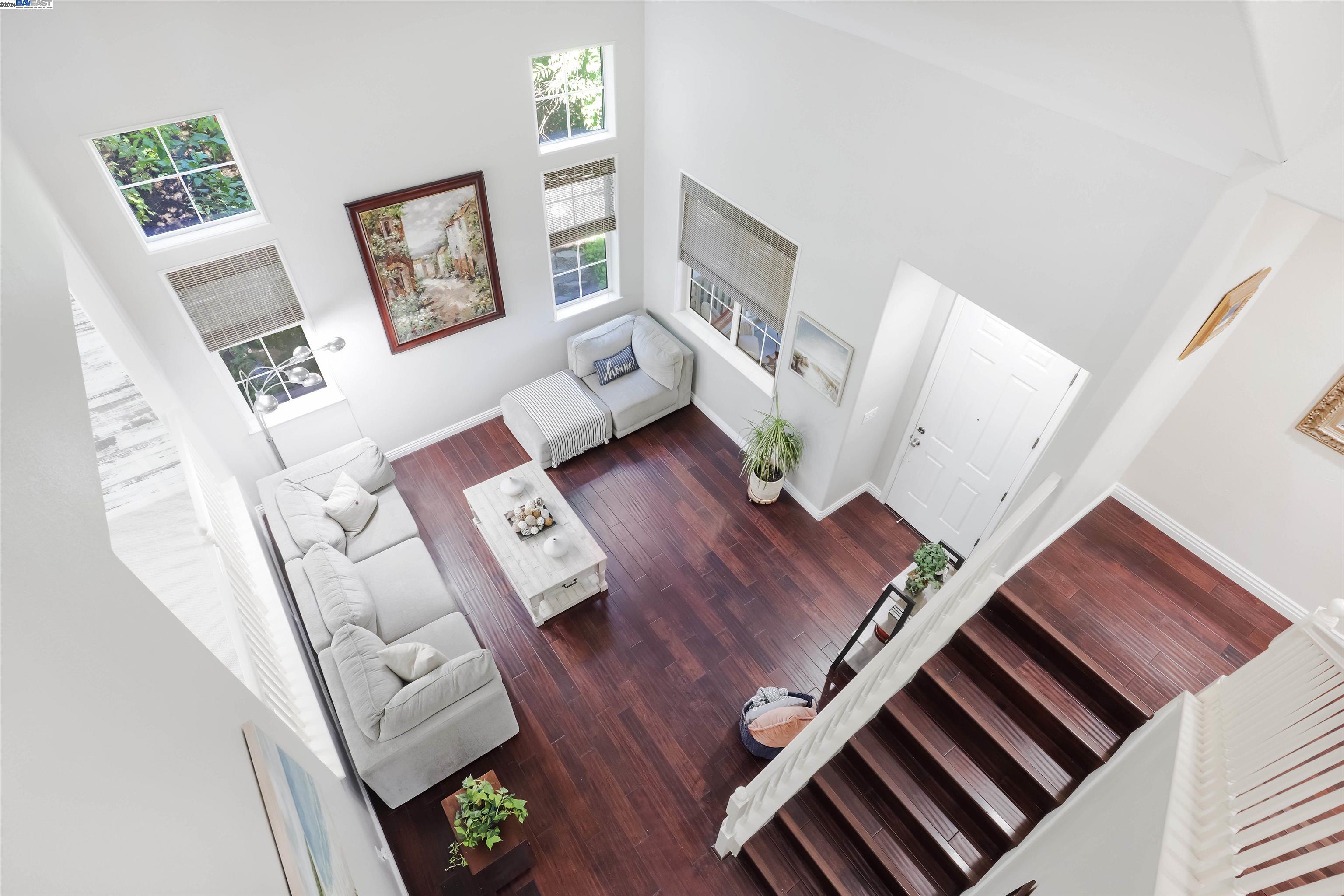 2490 Turnberry Court