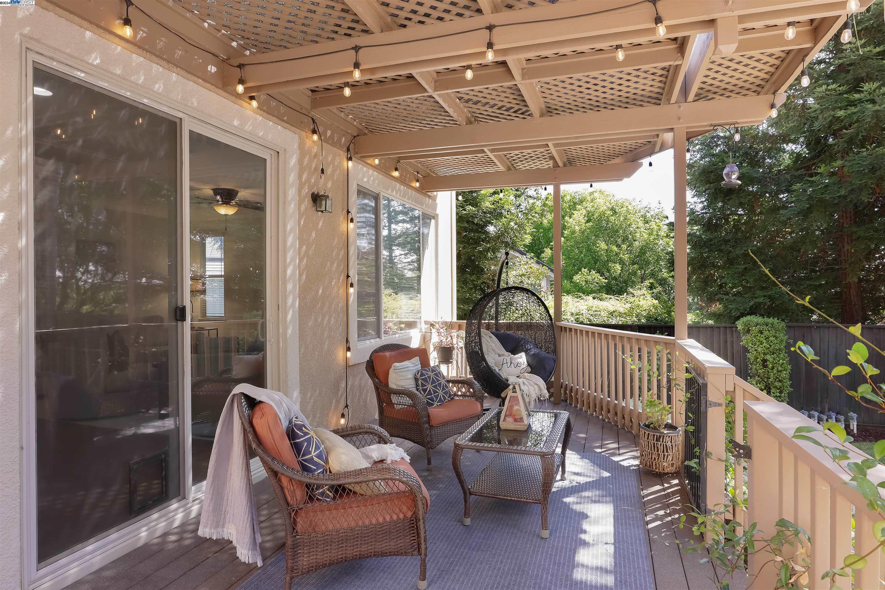 2490 Turnberry Court