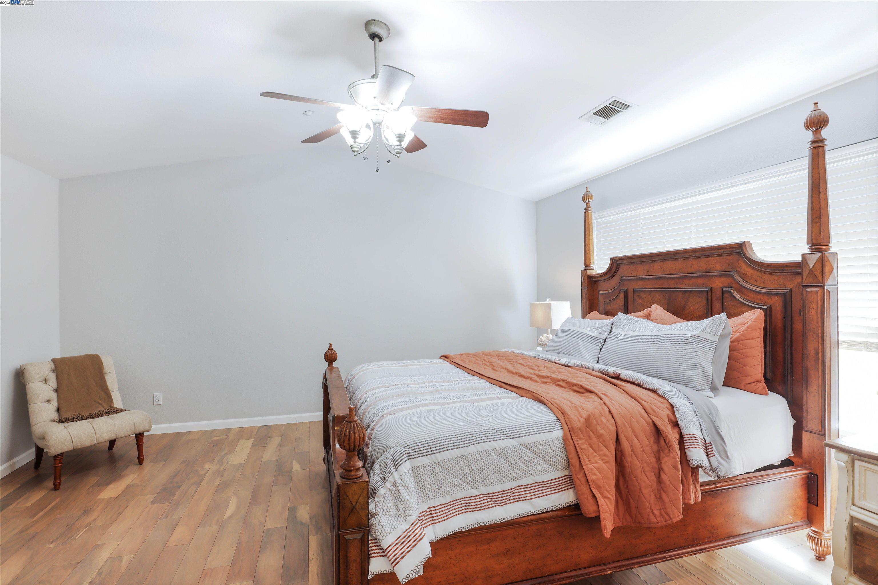 2490 Turnberry Court