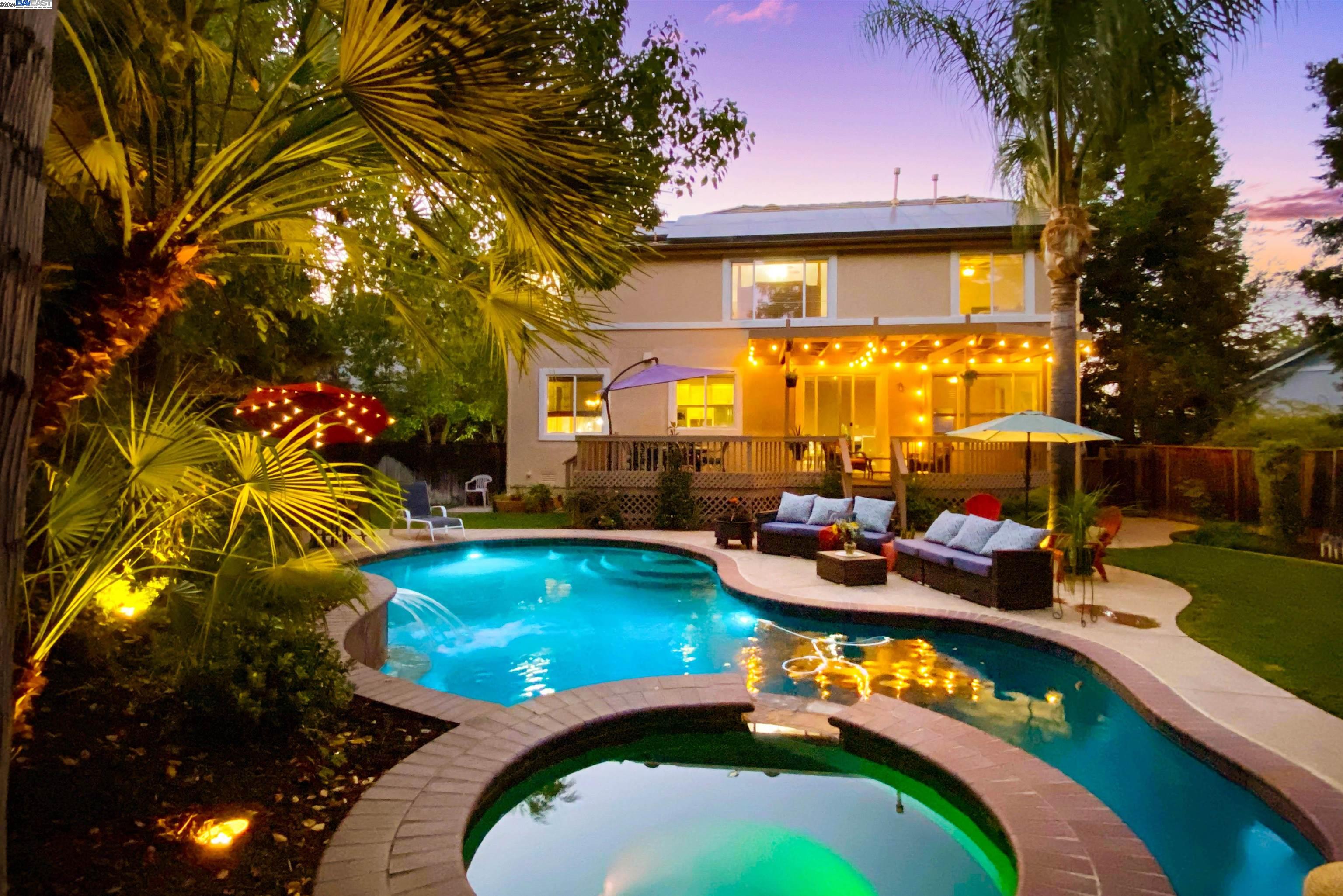 2490 Turnberry Court