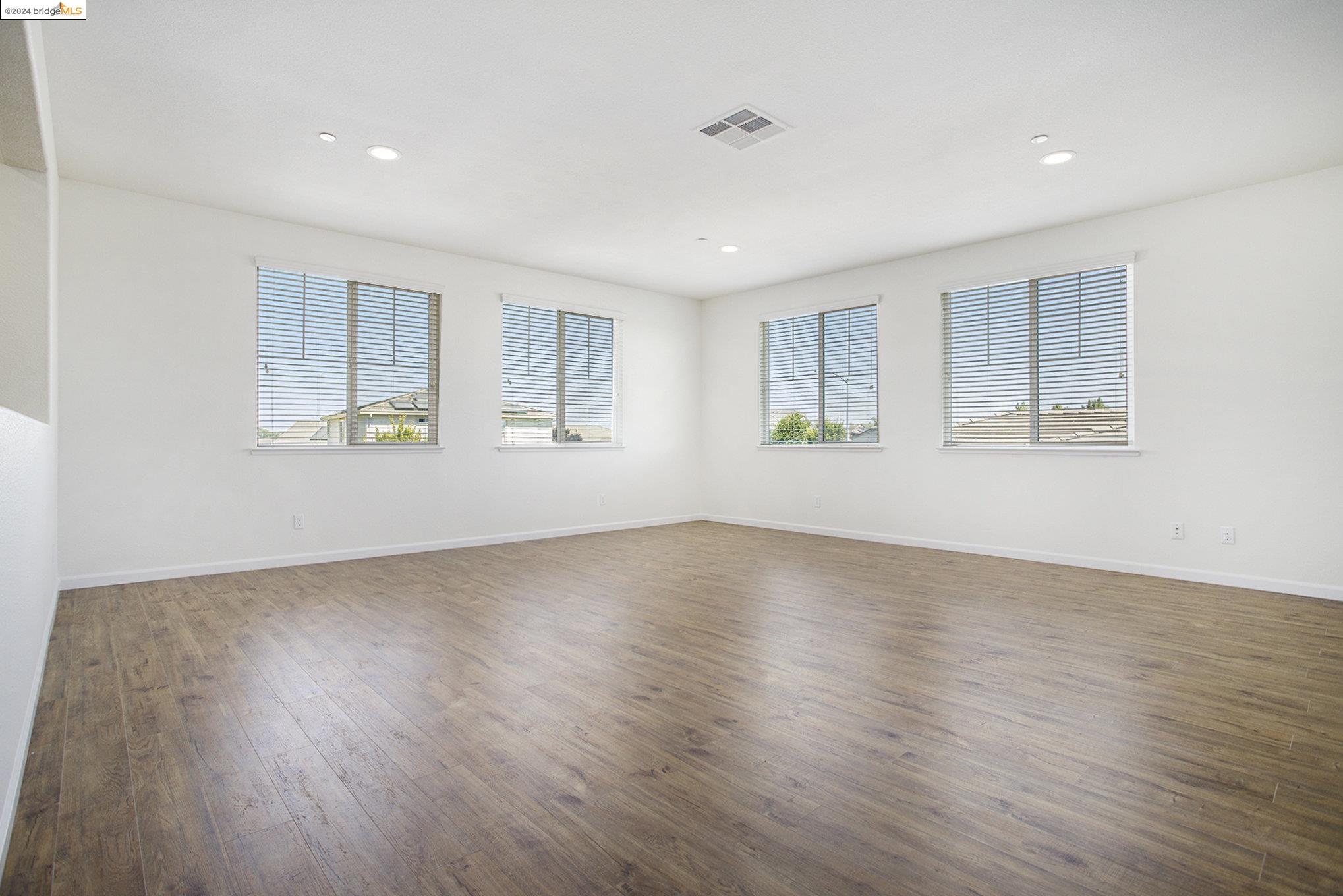 2507 Talaria Dr