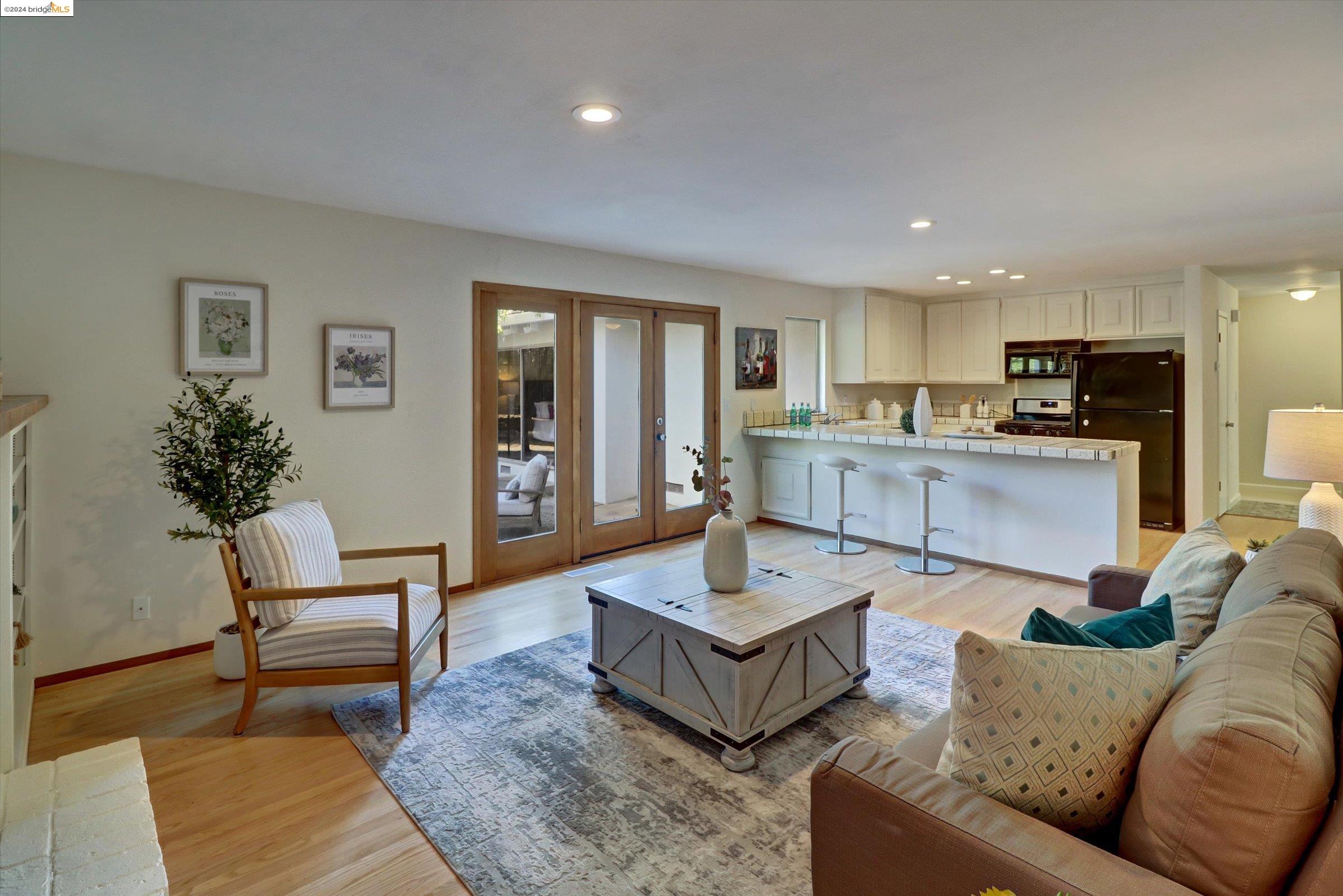 4233 Findlay Way
