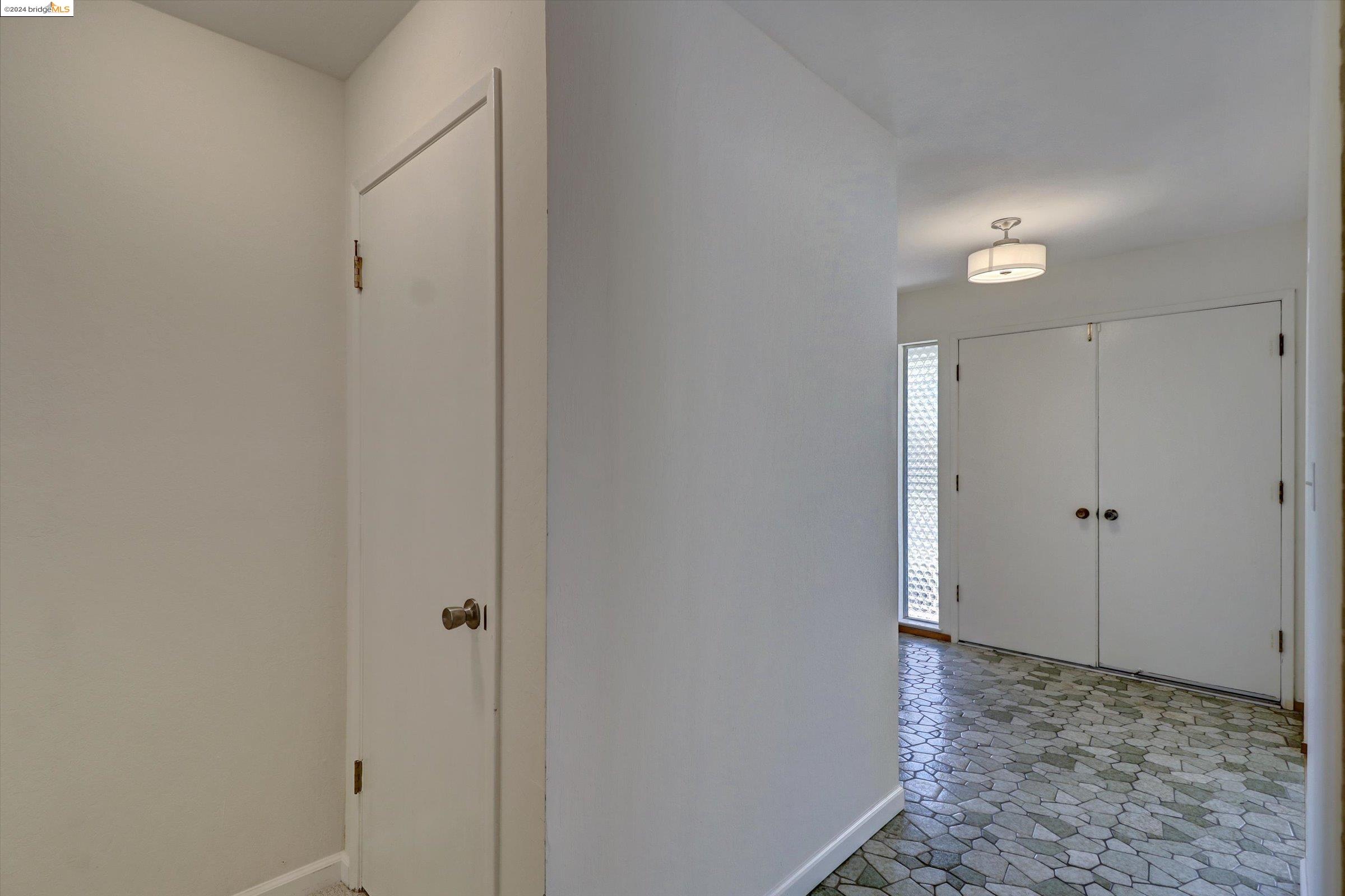 4233 Findlay Way
