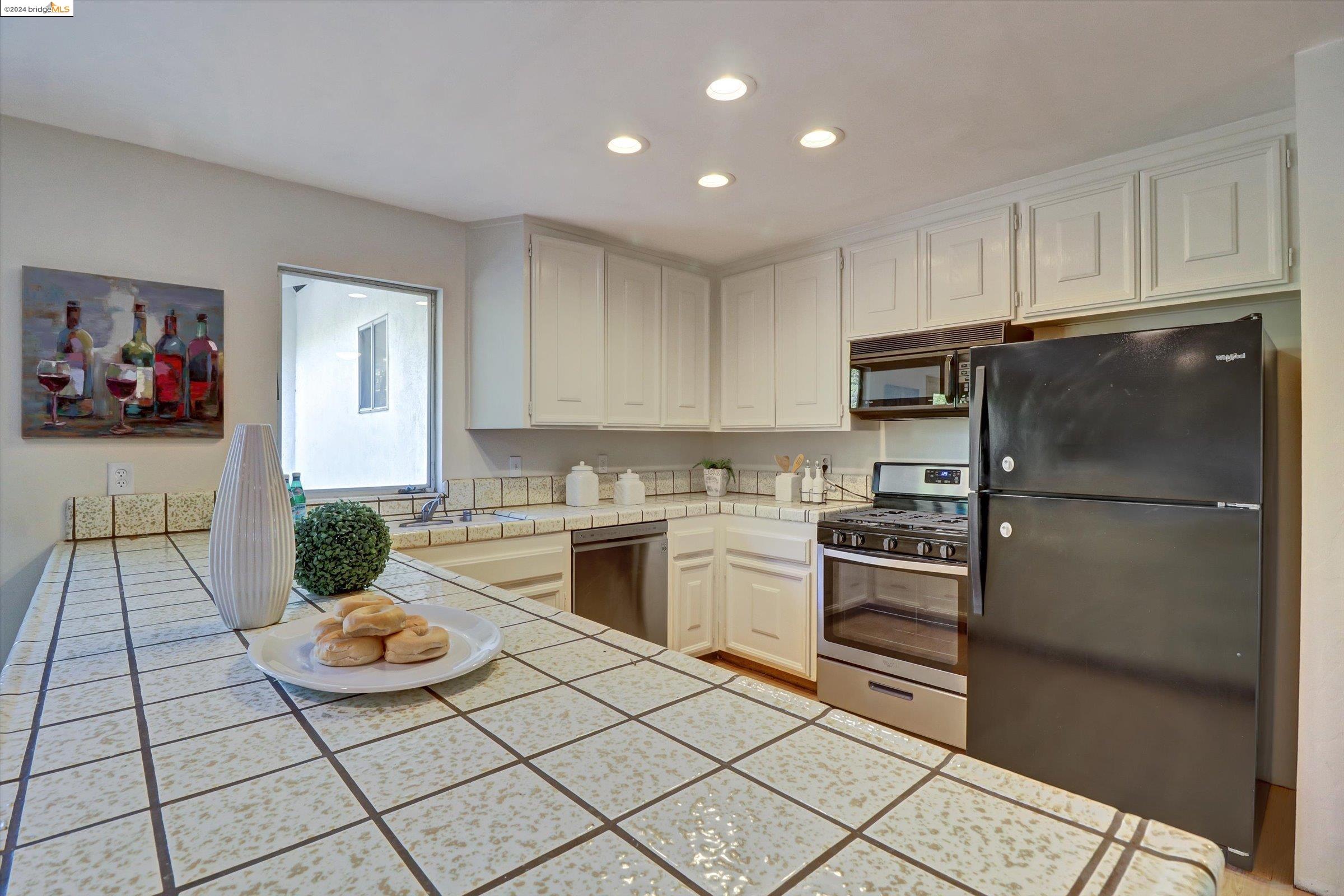4233 Findlay Way