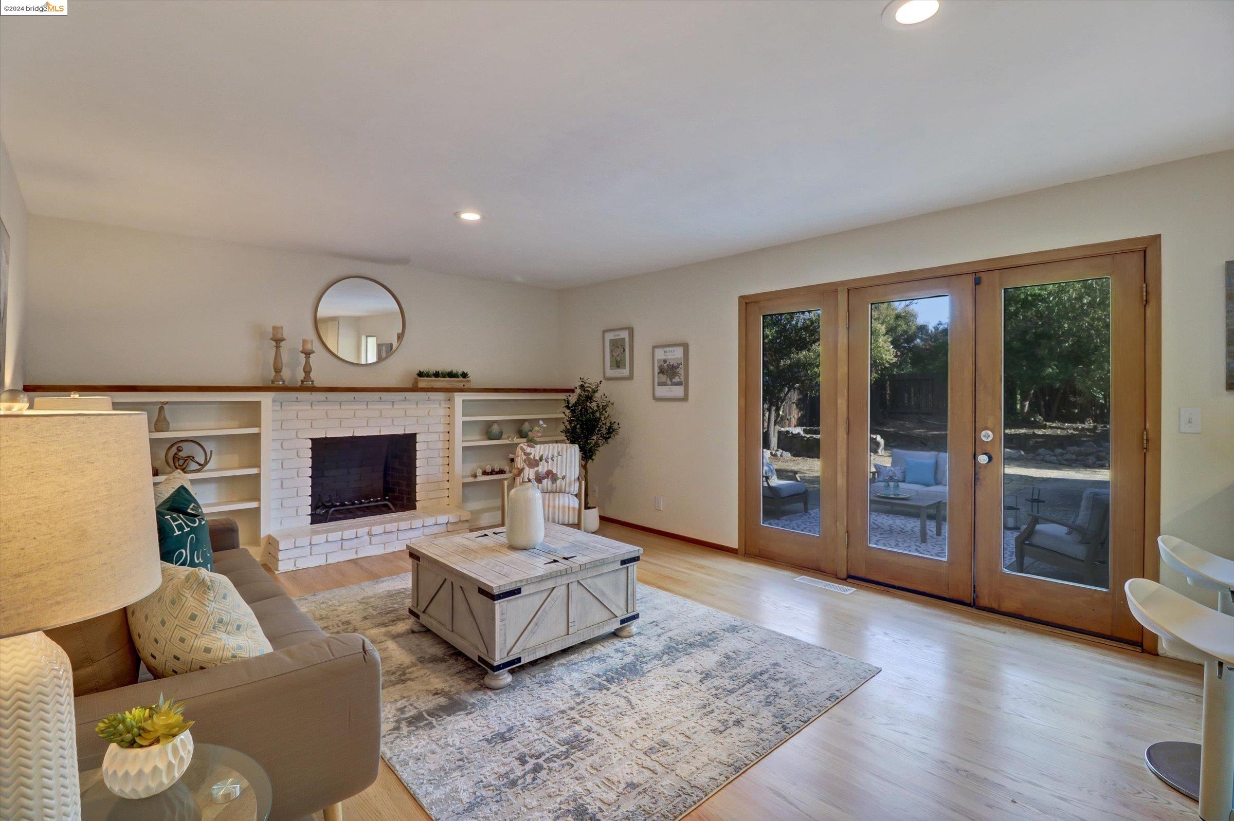 4233 Findlay Way
