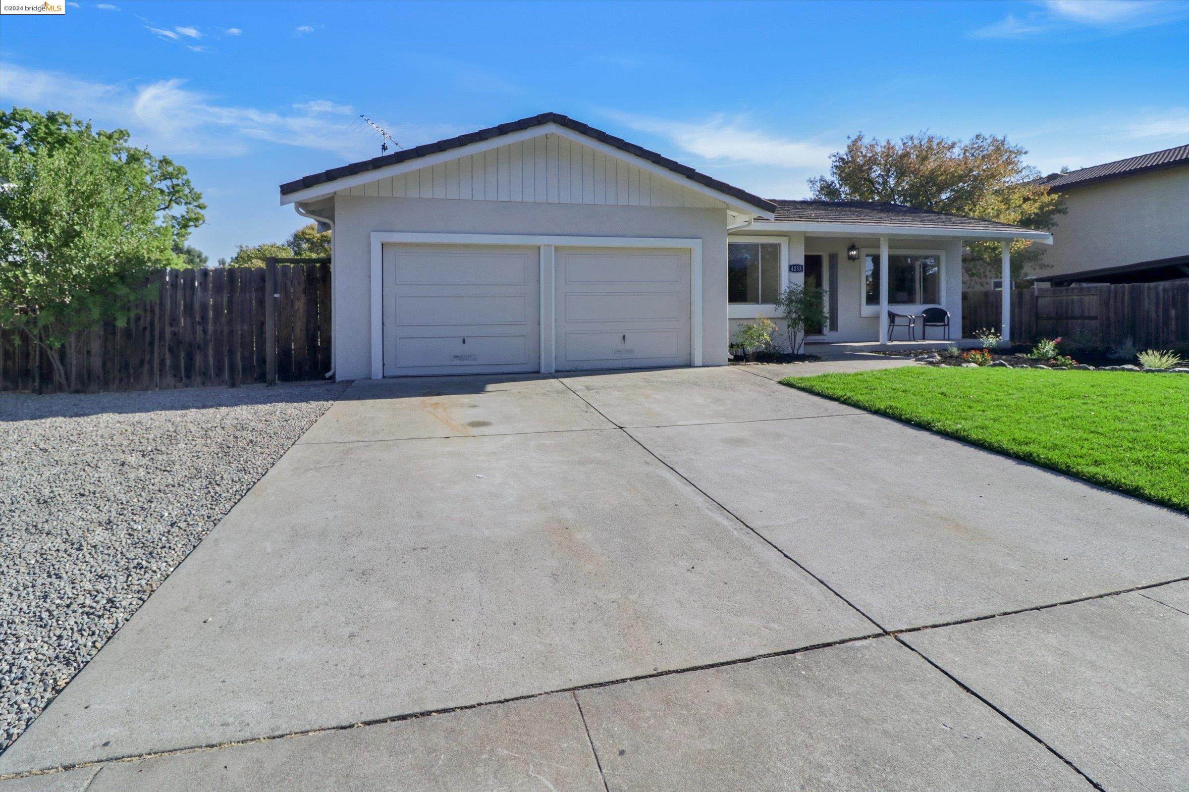 4233 Findlay Way