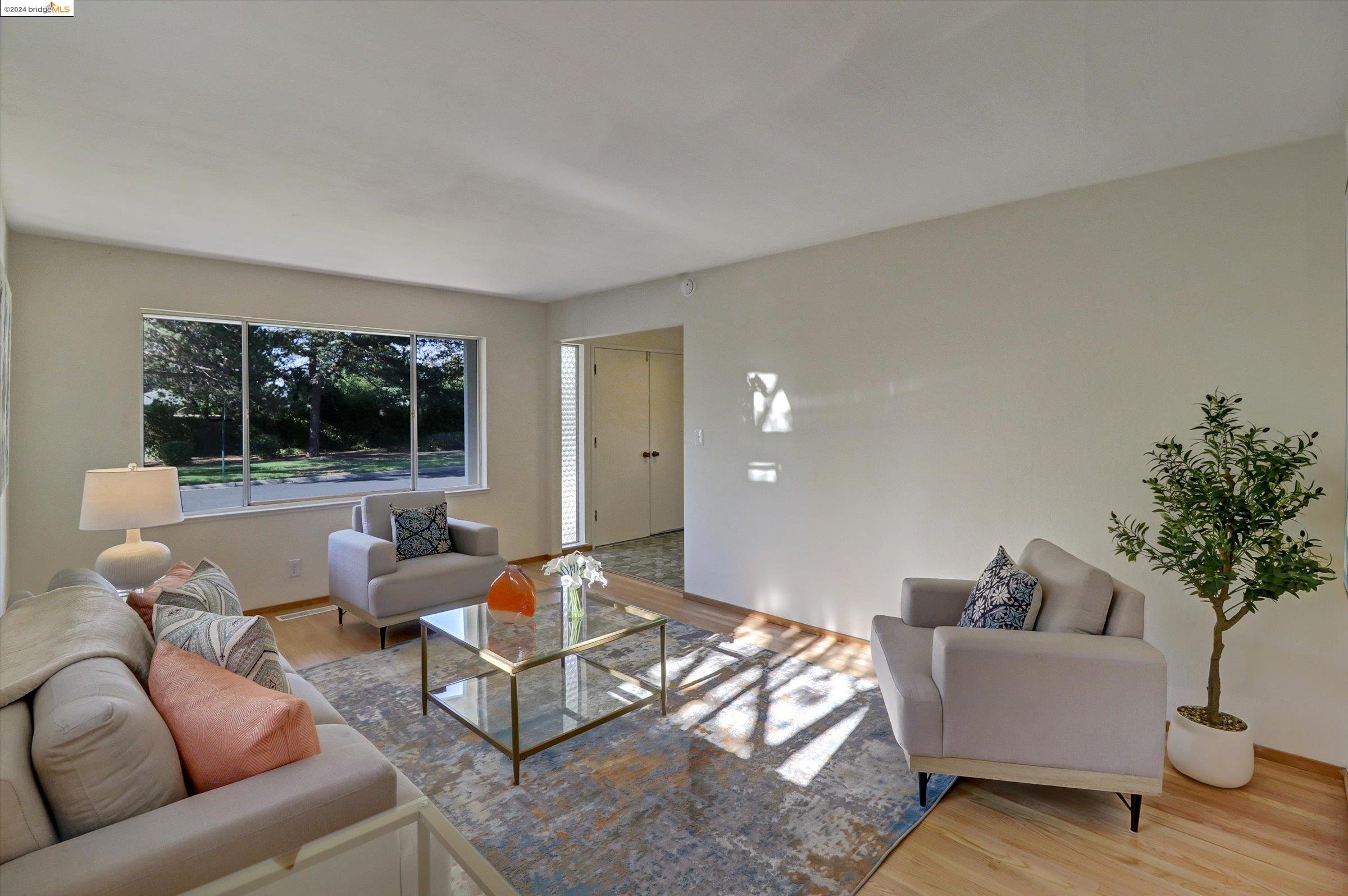 4233 Findlay Way