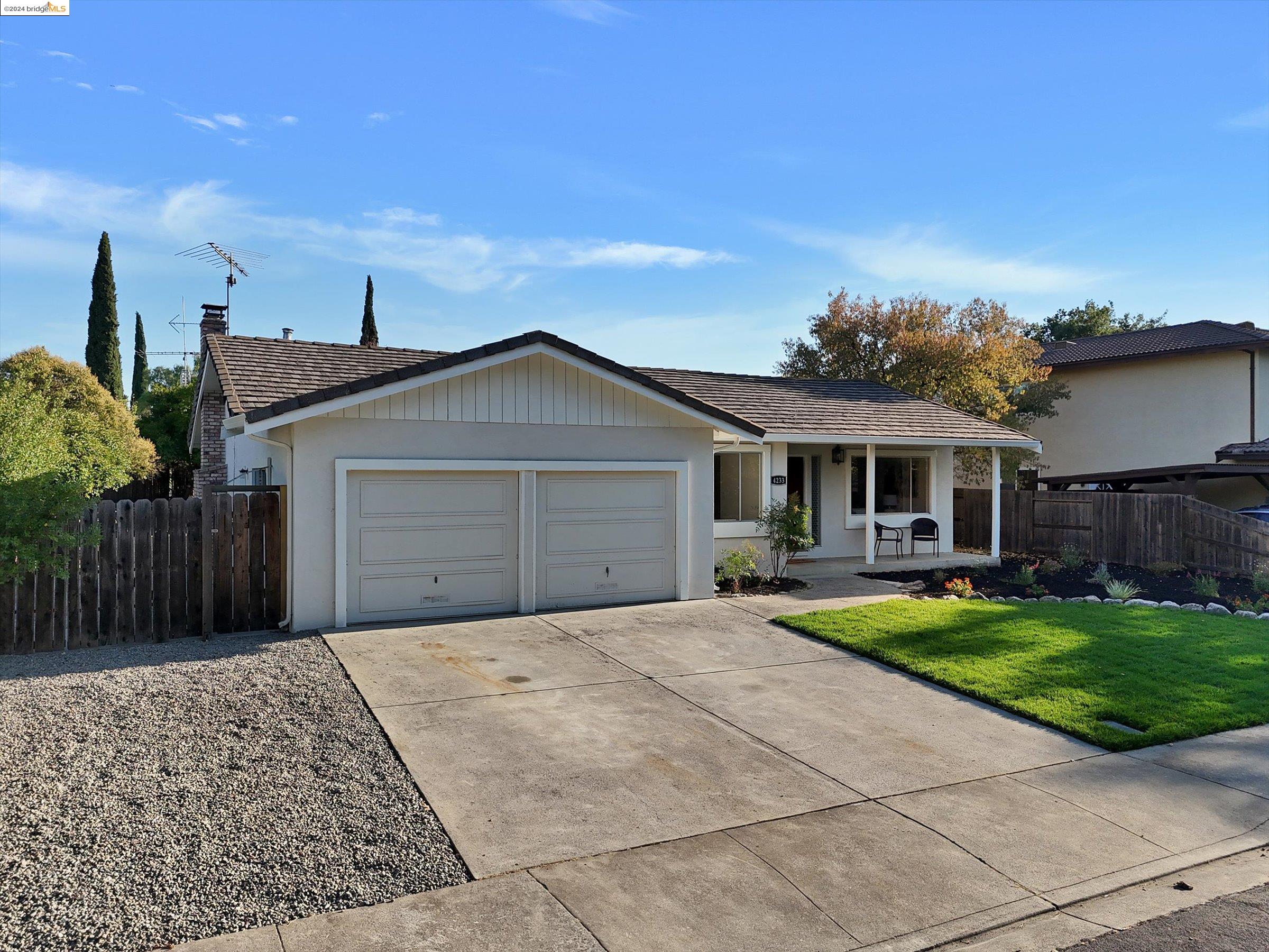 4233 Findlay Way