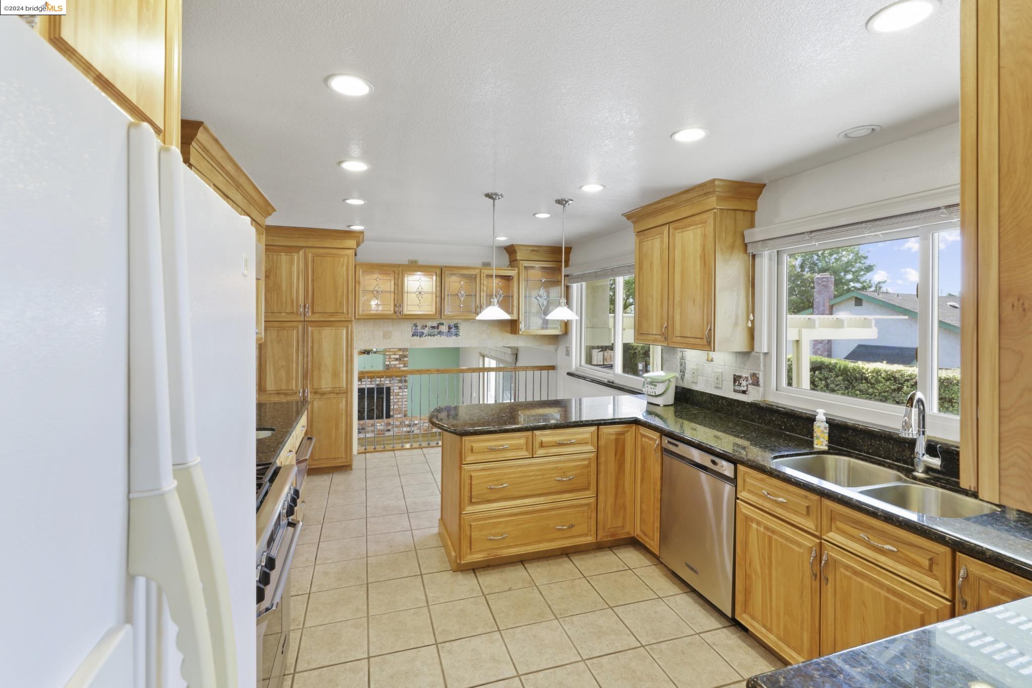 1513 Mellissa Ct