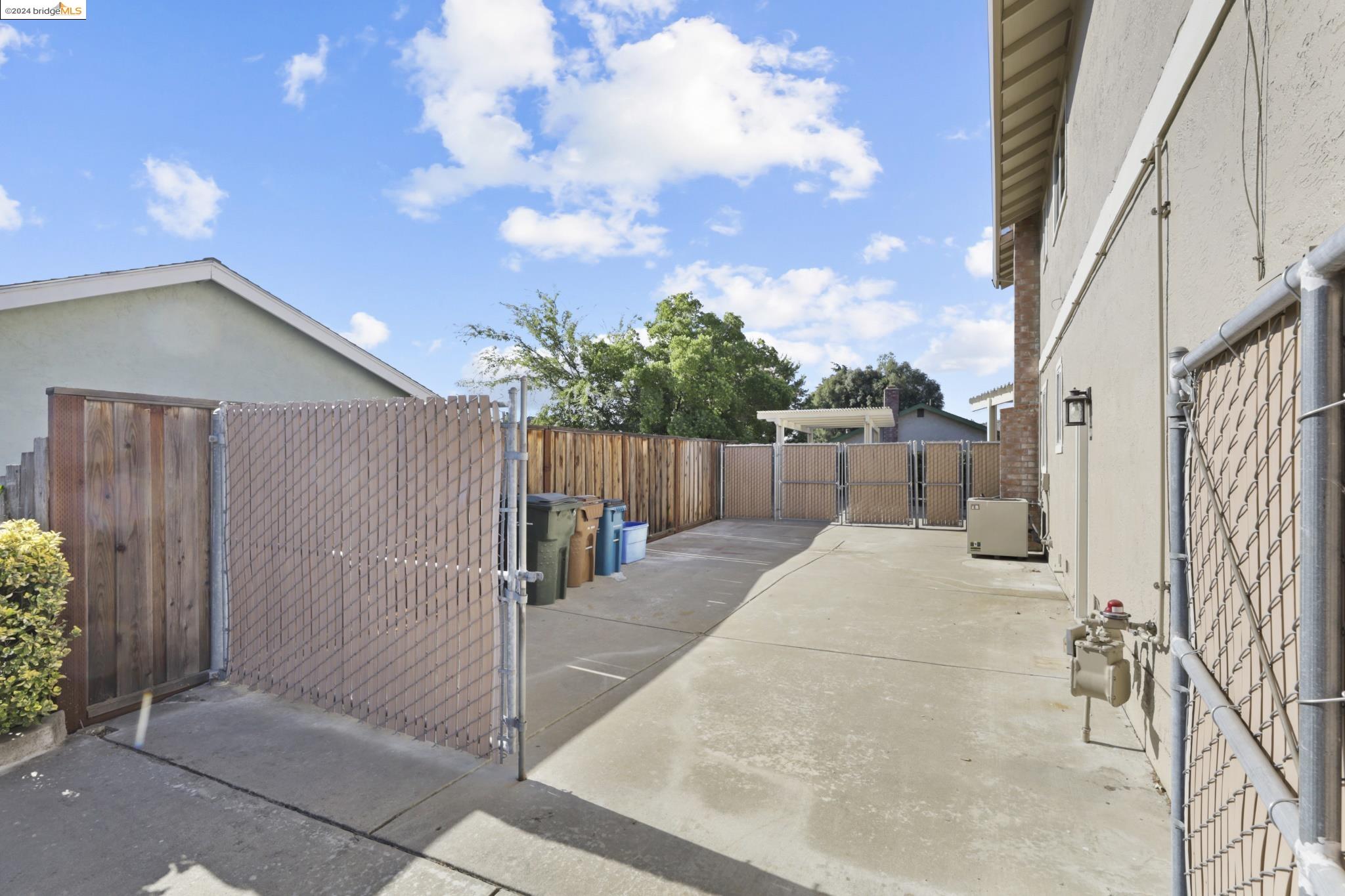 1513 Mellissa Ct