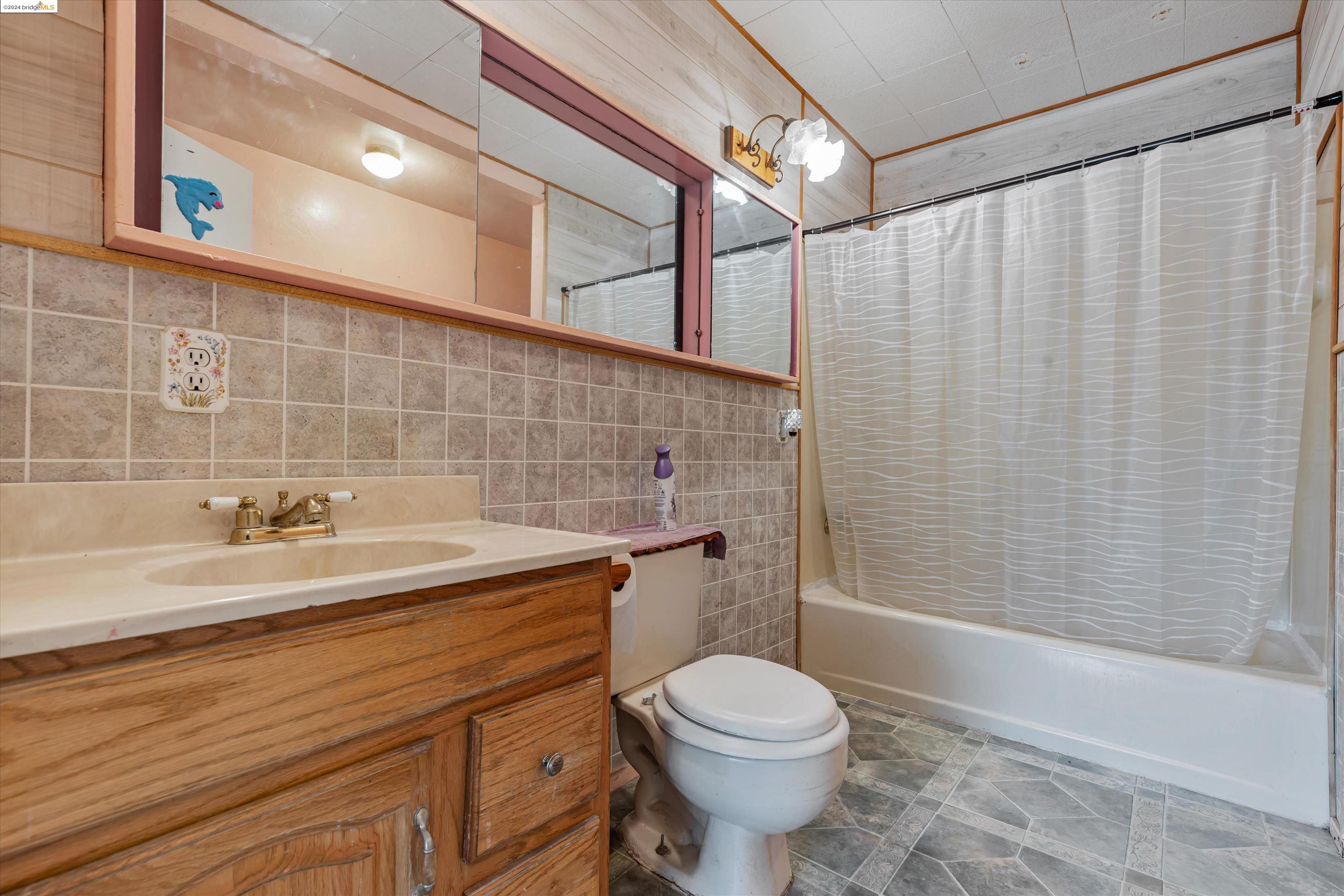 2908 Elizabeth Ln