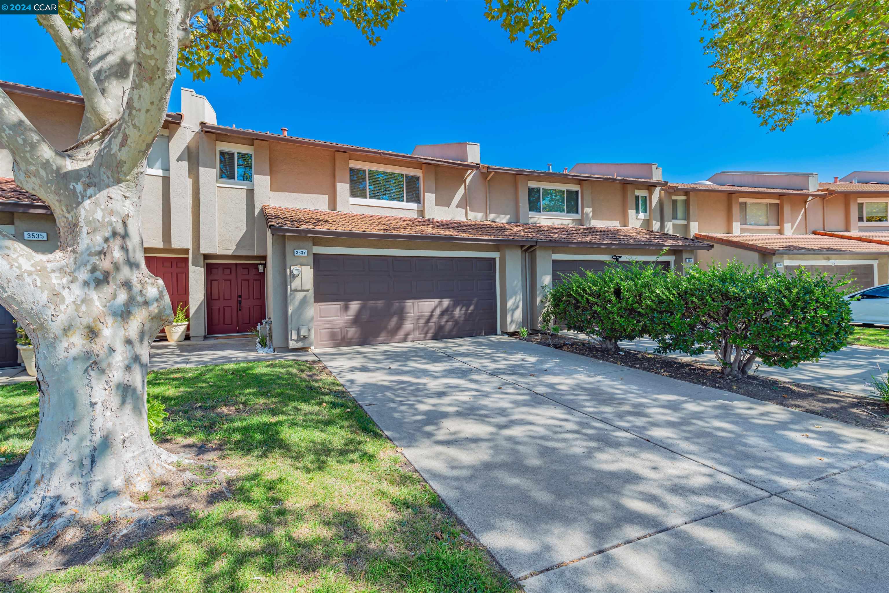 3537 Tabora Dr