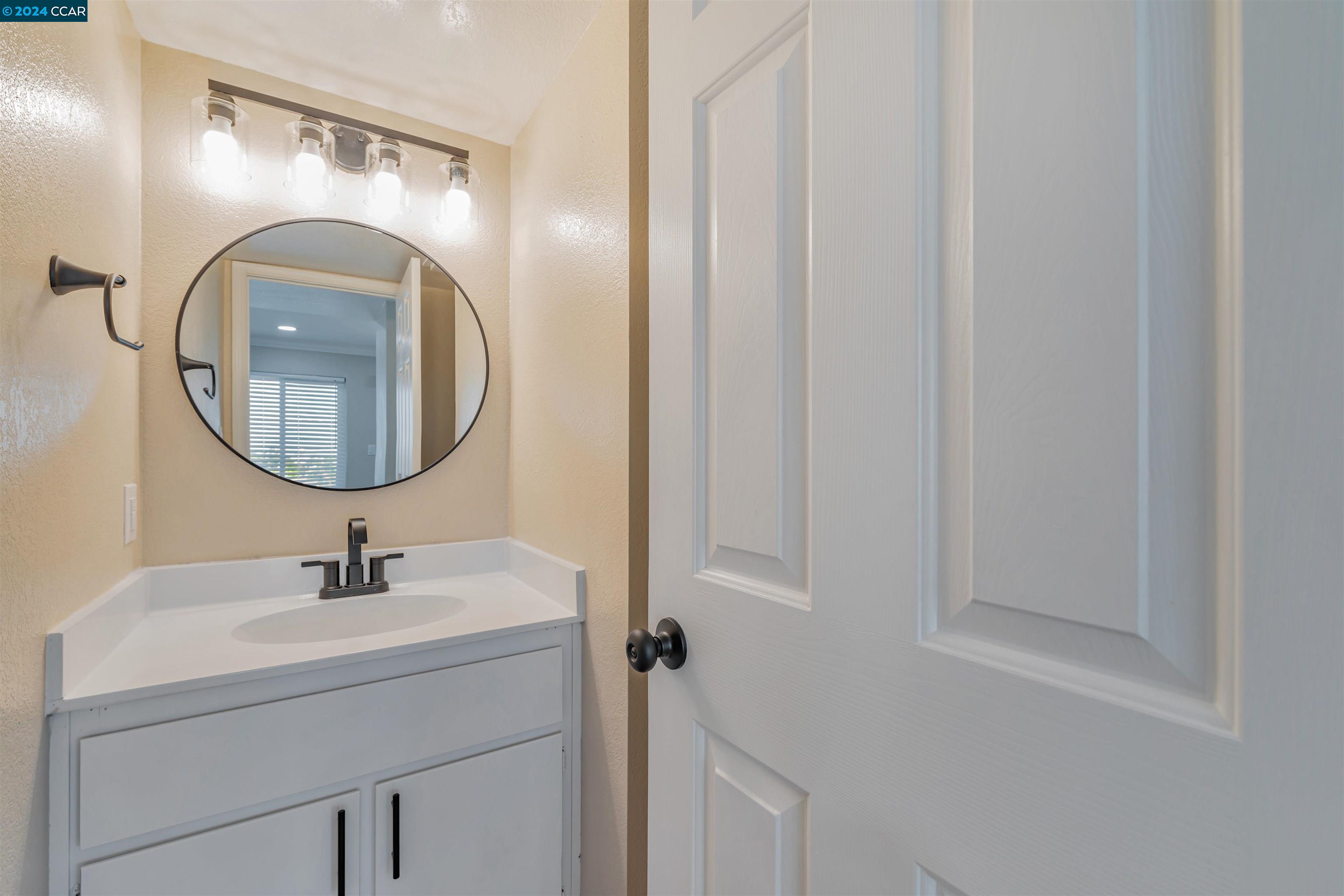 3537 Tabora Dr
