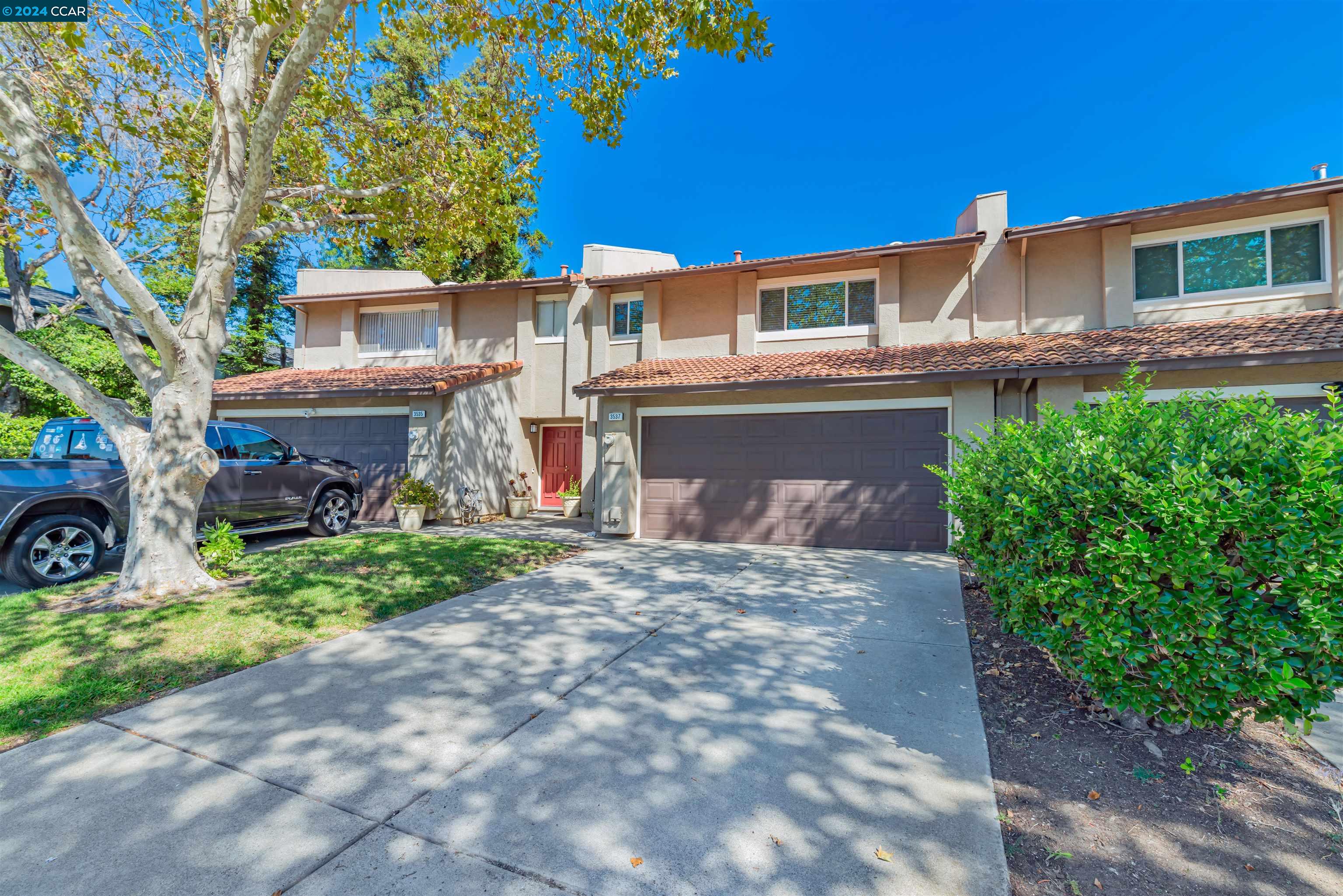3537 Tabora Dr