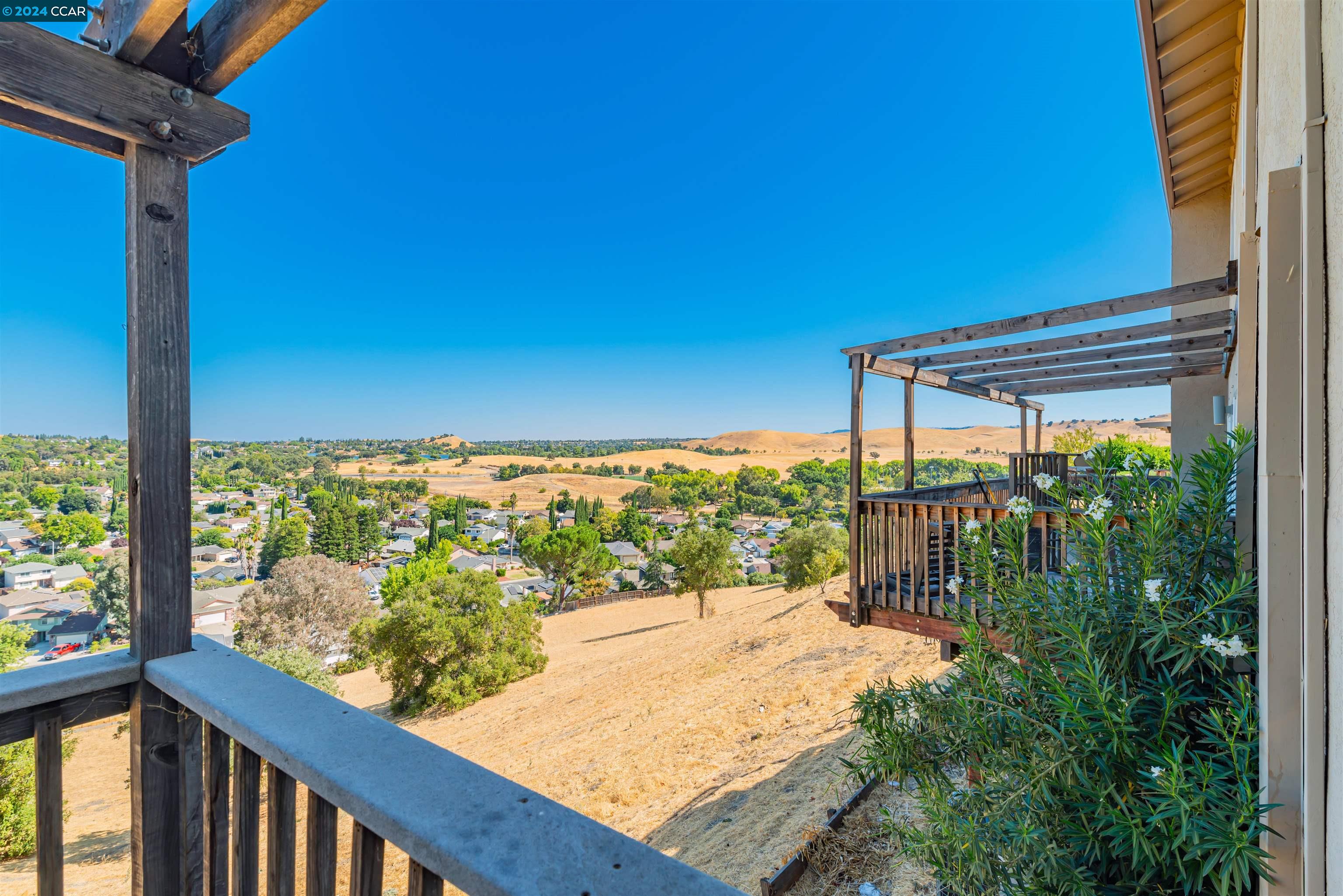 3537 Tabora Dr