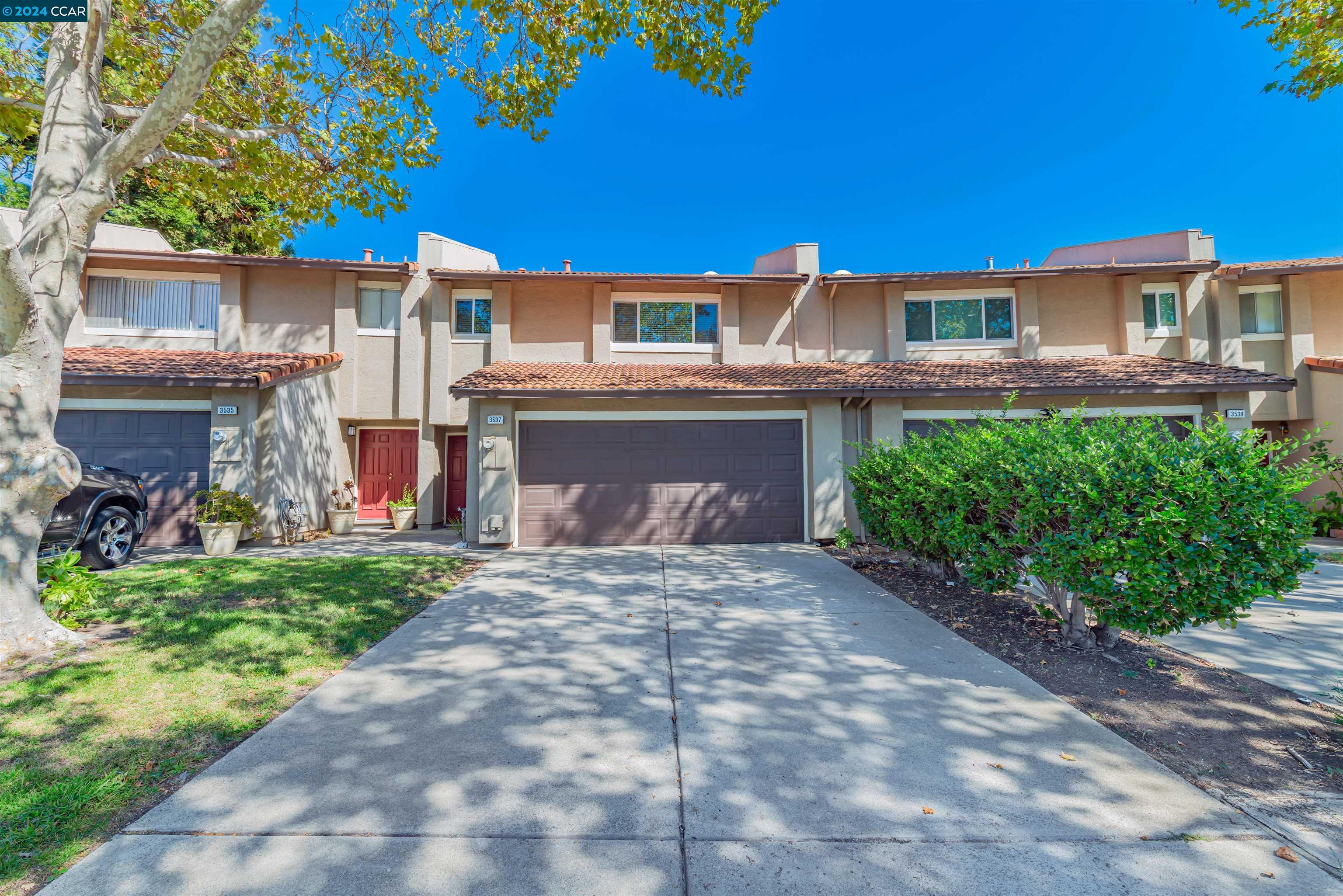 3537 Tabora Dr