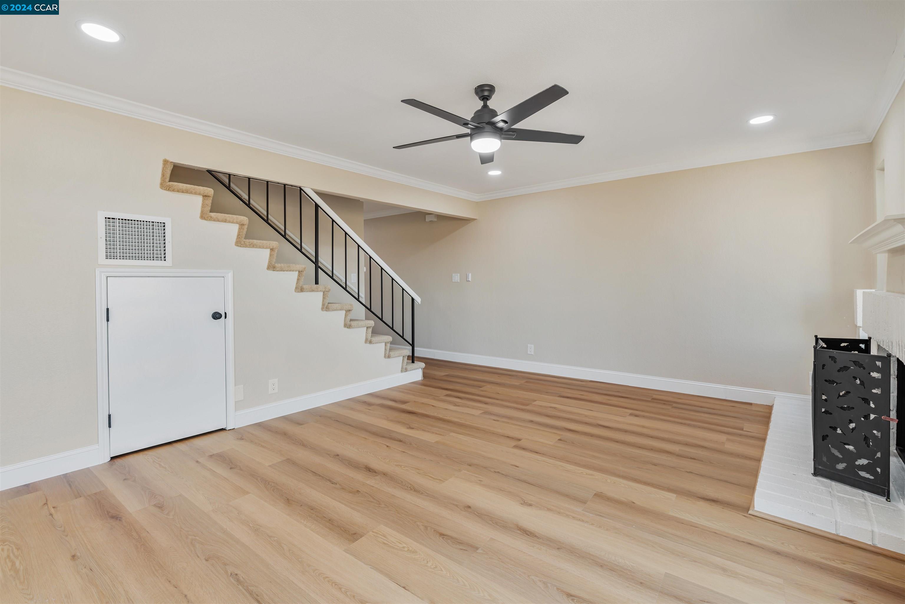 3537 Tabora Dr