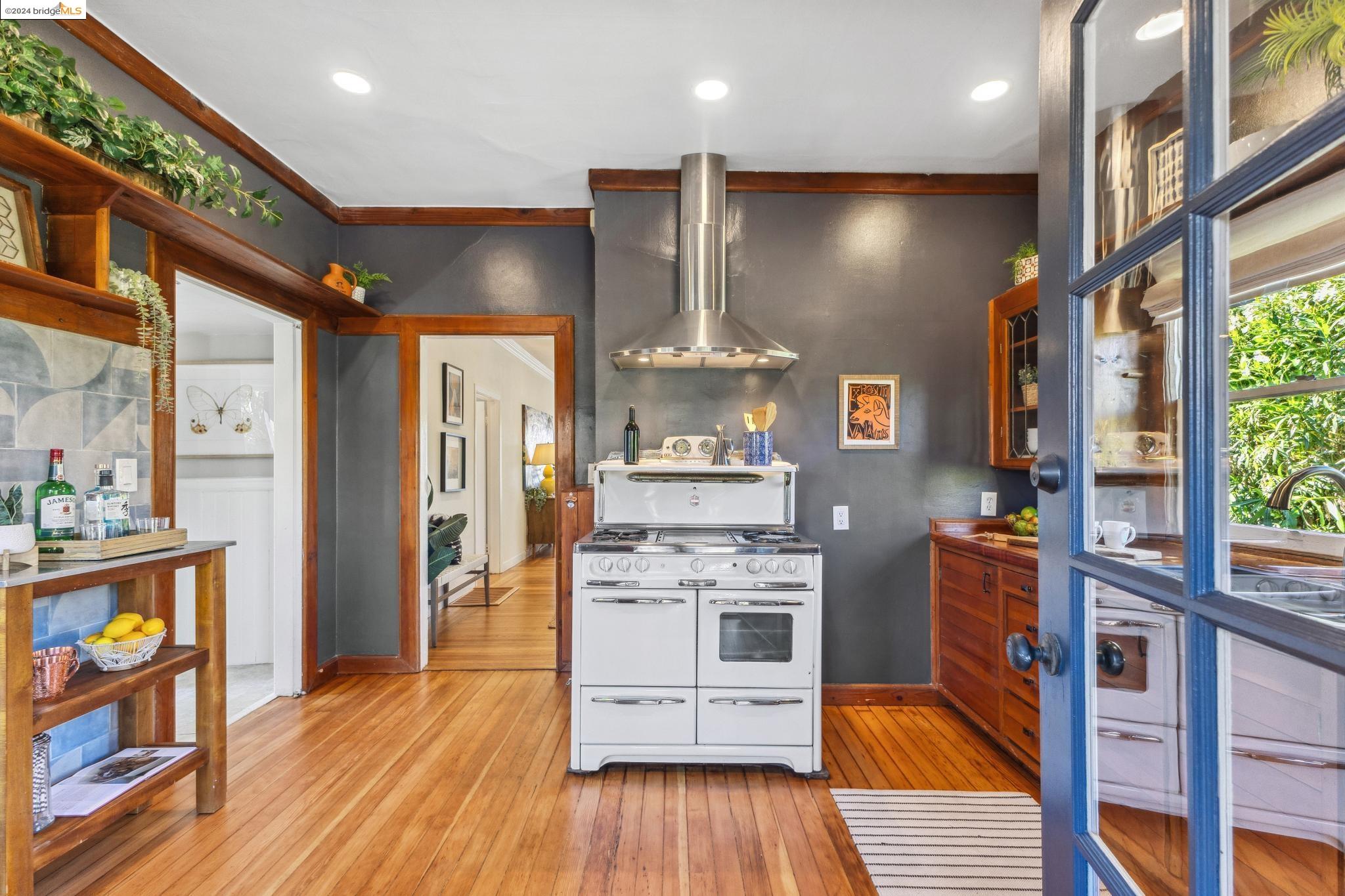 1209 Delaware