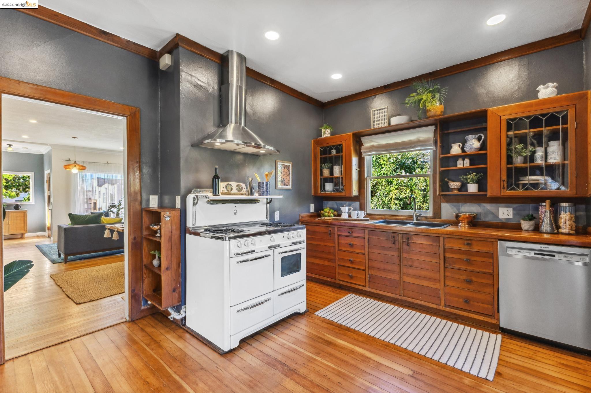 1209 Delaware