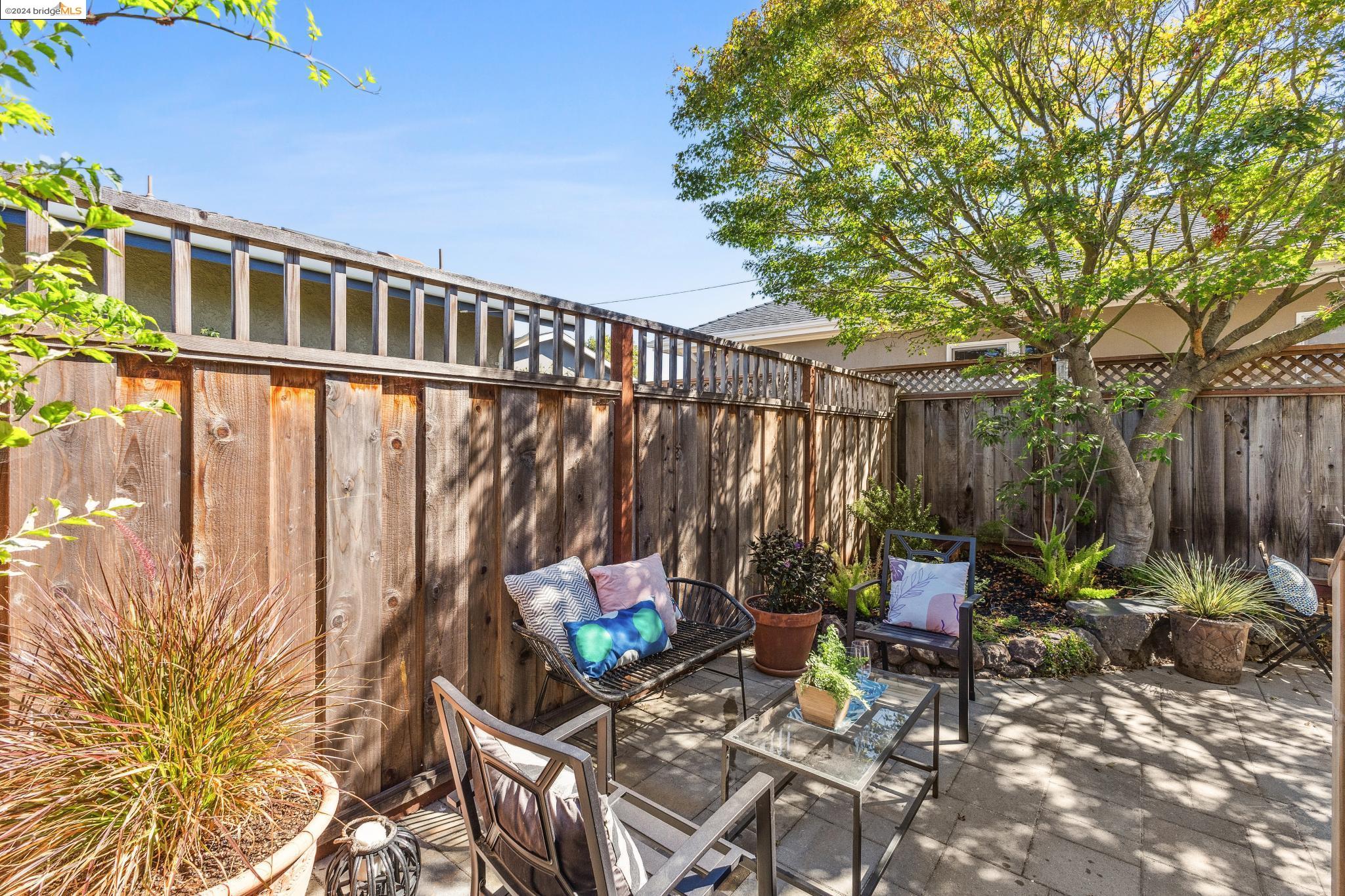 1209 Delaware