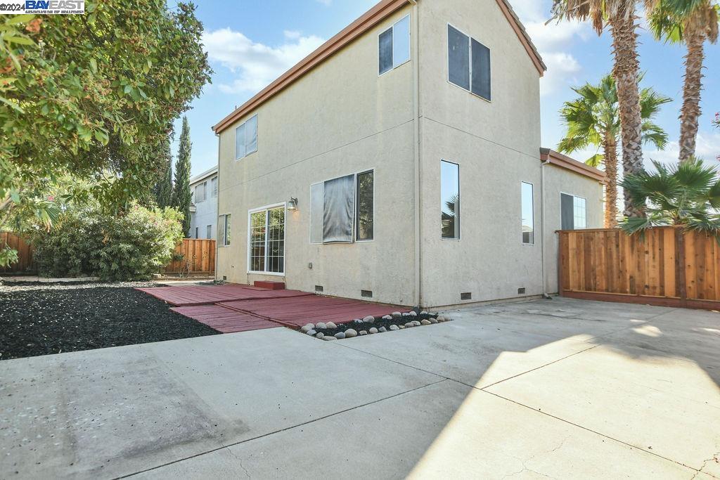2471 Santa Barbara Ct