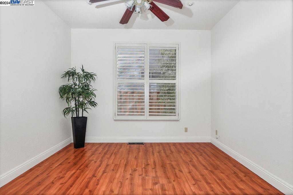 2471 Santa Barbara Ct