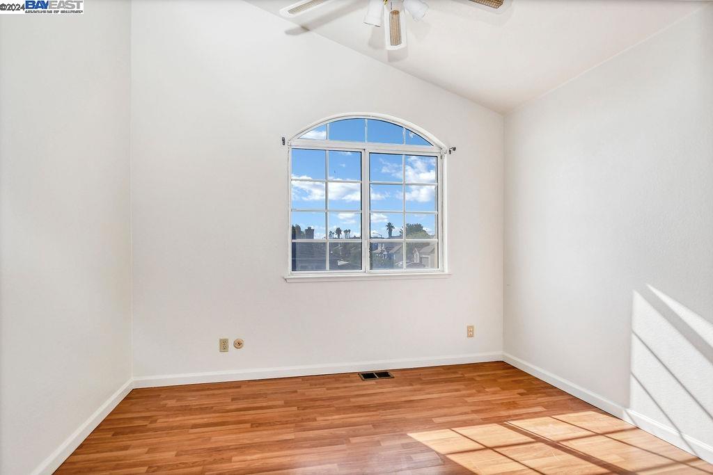 2471 Santa Barbara Ct