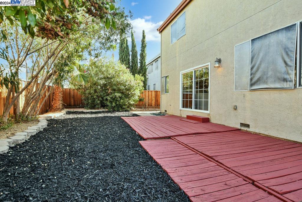 2471 Santa Barbara Ct