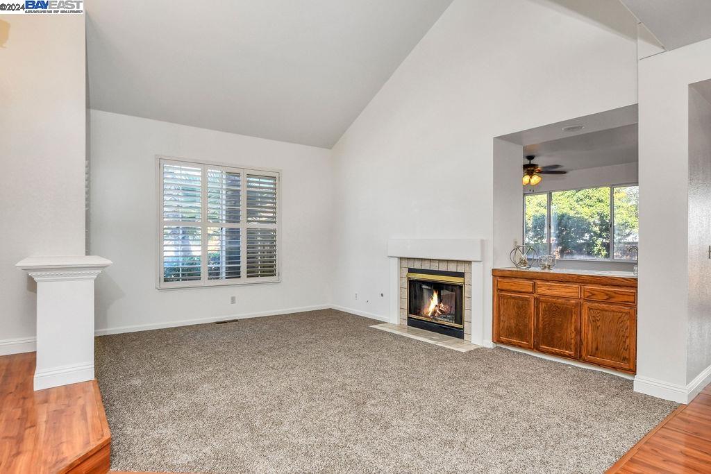 2471 Santa Barbara Ct