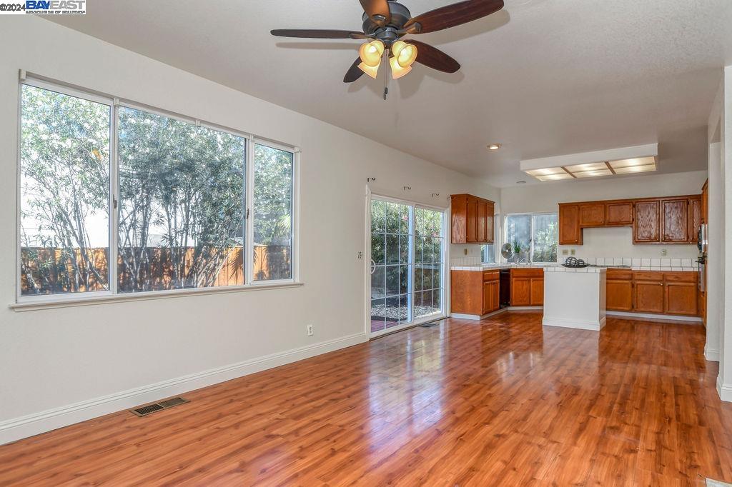 2471 Santa Barbara Ct