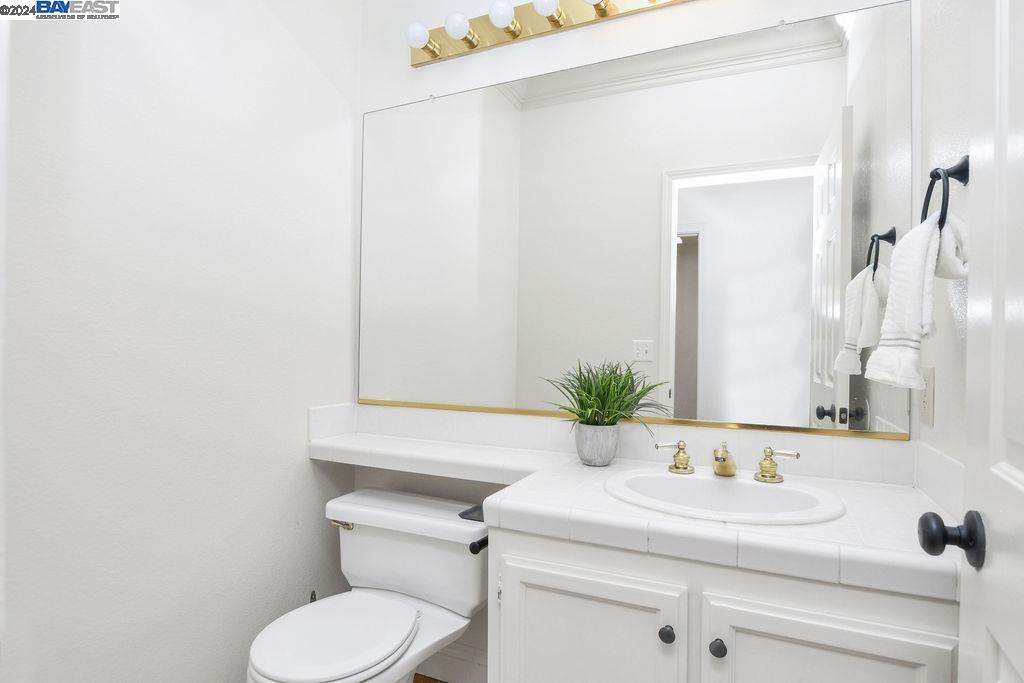 2471 Santa Barbara Ct
