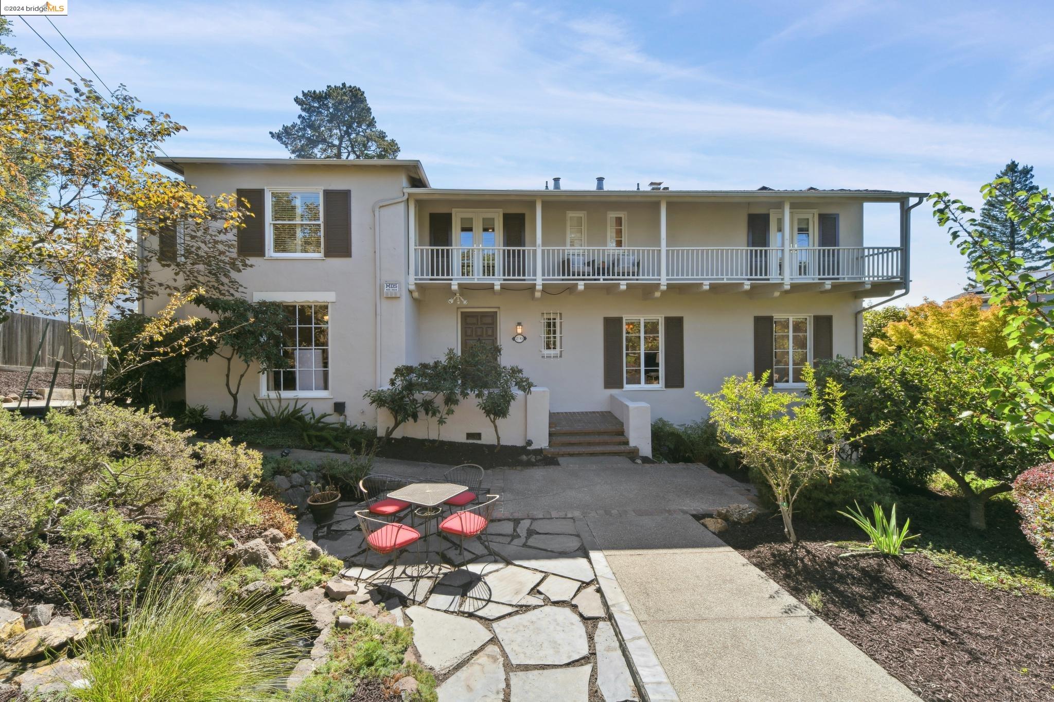 2643 Carisbrook Dr