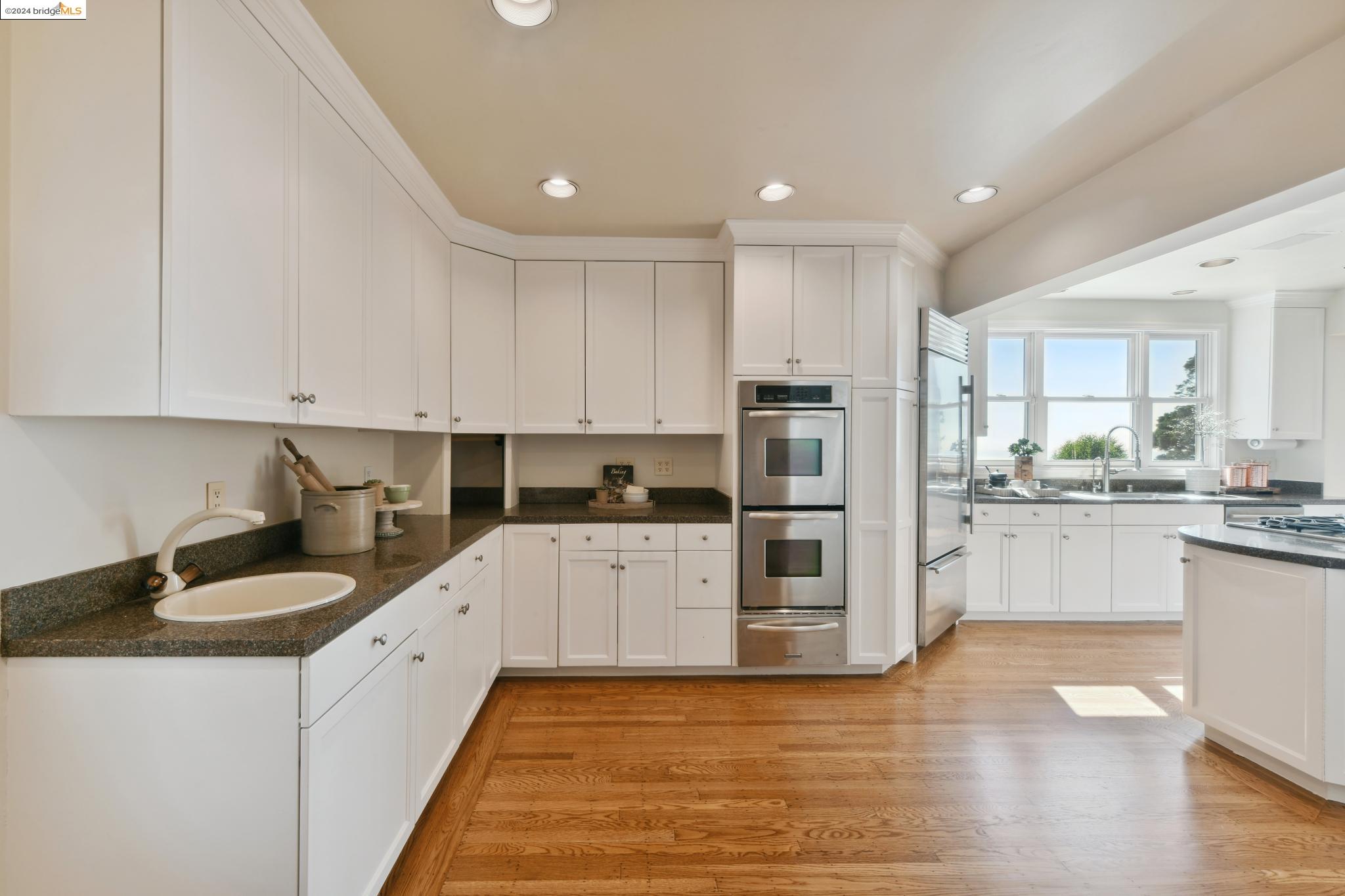 2643 Carisbrook Dr