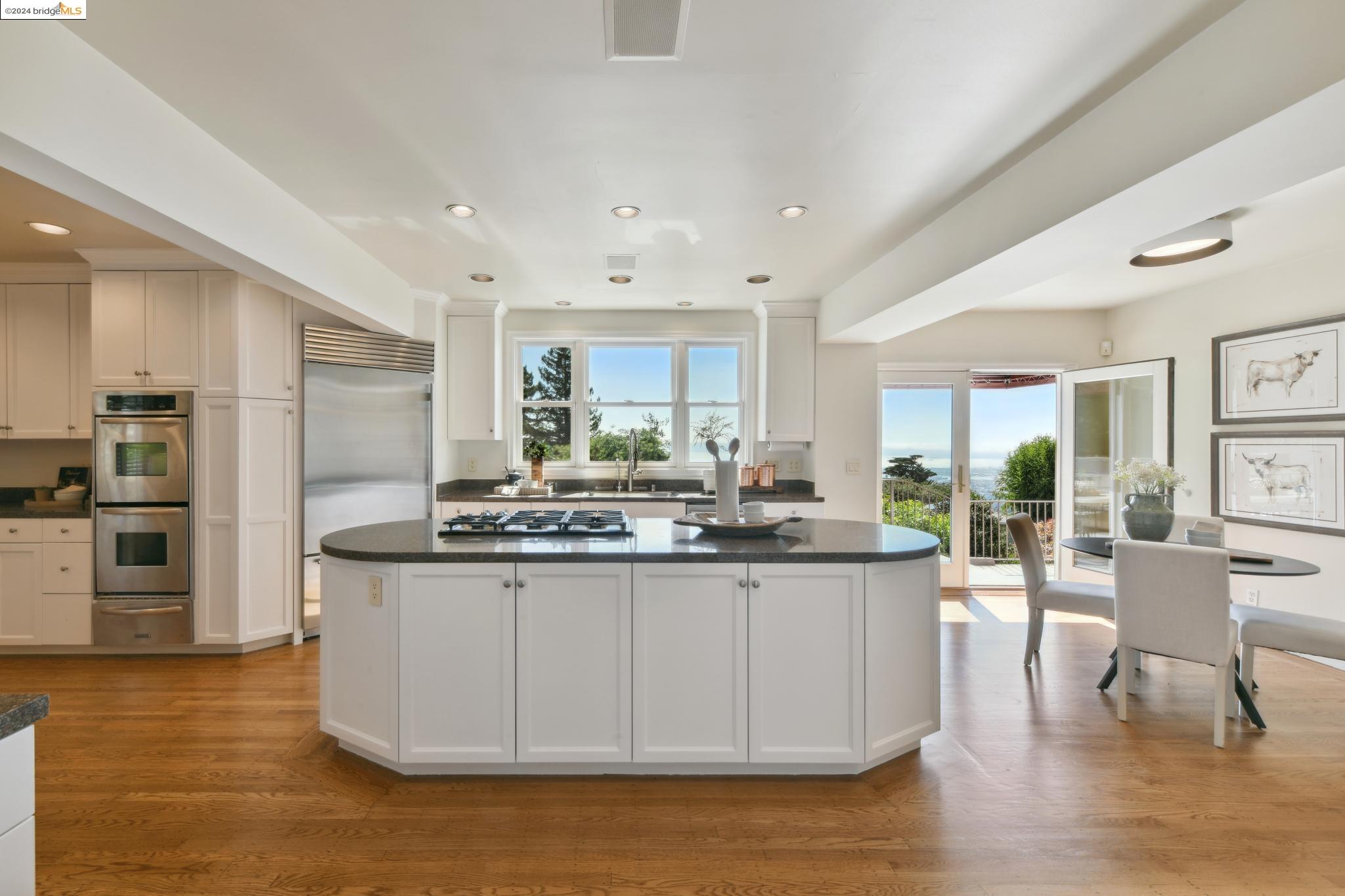 2643 Carisbrook Dr