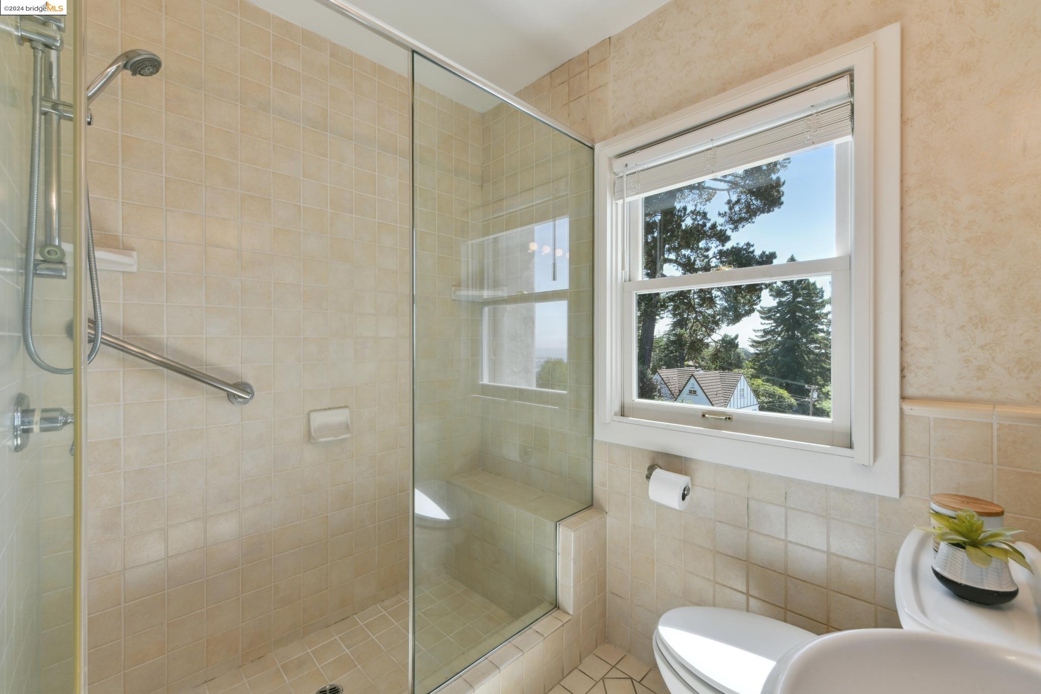 2643 Carisbrook Dr