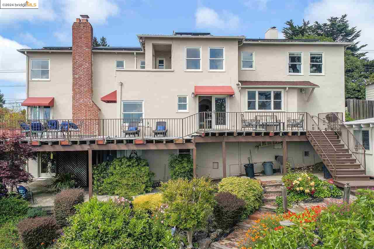 2643 Carisbrook Dr